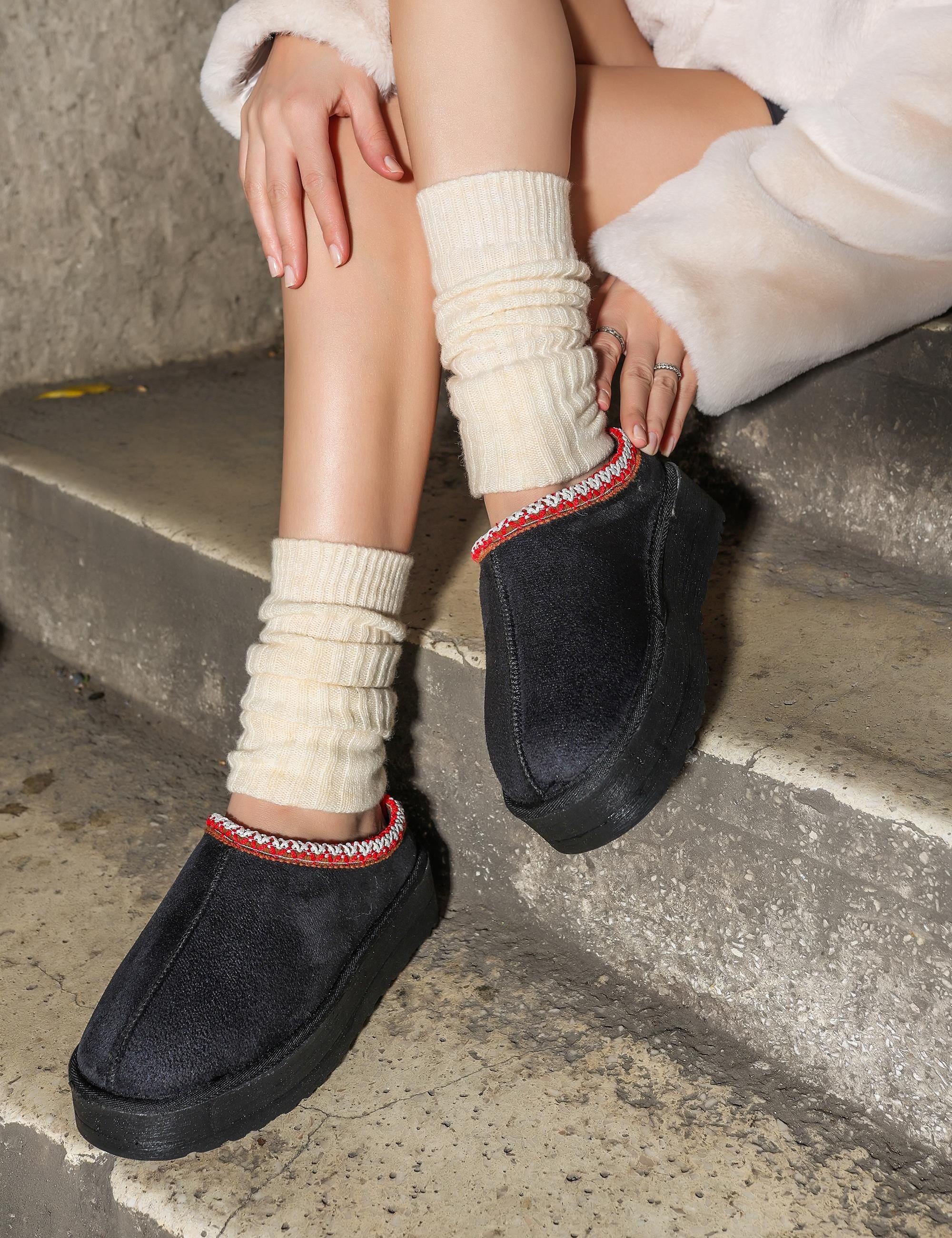 Ayaza Slippers Black - Kışlık Terlik
