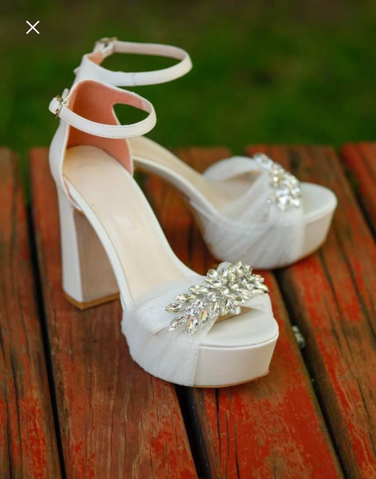 Bengi Kristal Taşlı Topuklu Ayakkabı Beyaz - WOMAN SHOES