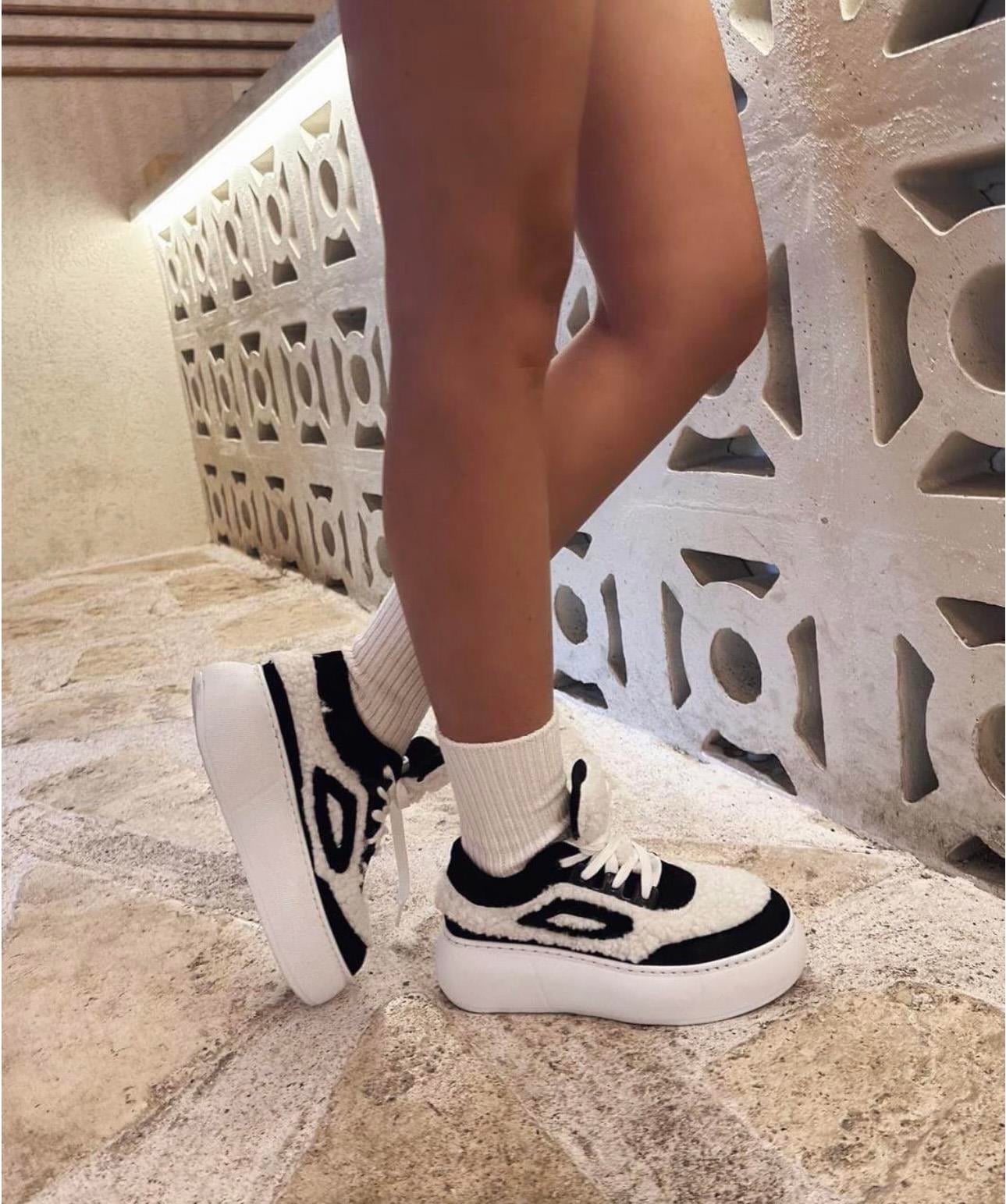 Cameli Yünlü Sneaker Siyah - KADIN AYAKKABI