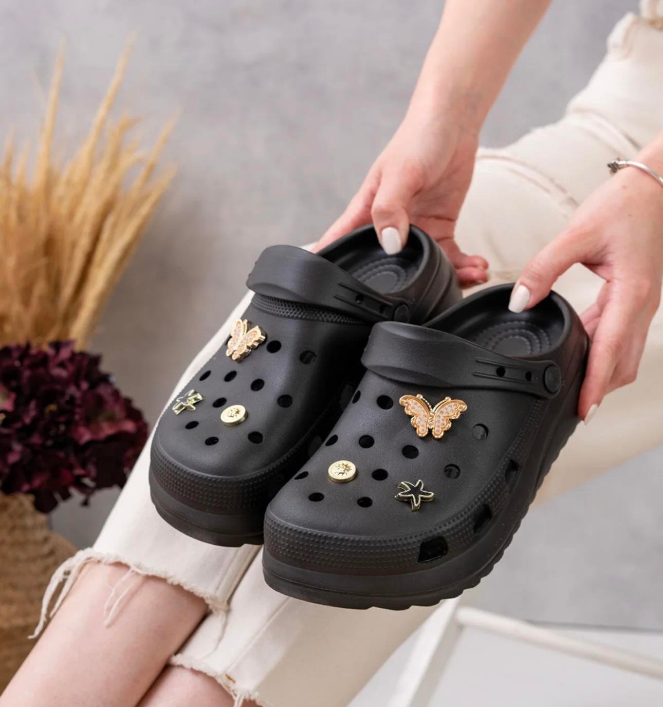 Cheri Crocs Siyah - KADIN AYAKKABI