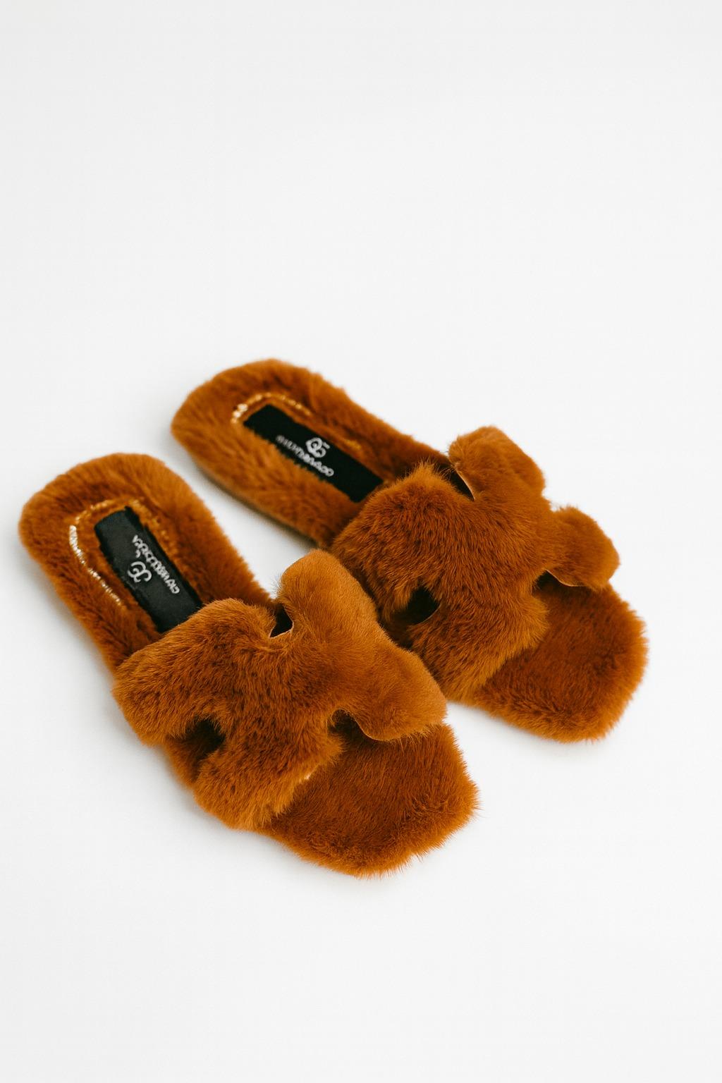 Cozzy Peluş Terlik Taba - Kışlık Terlik