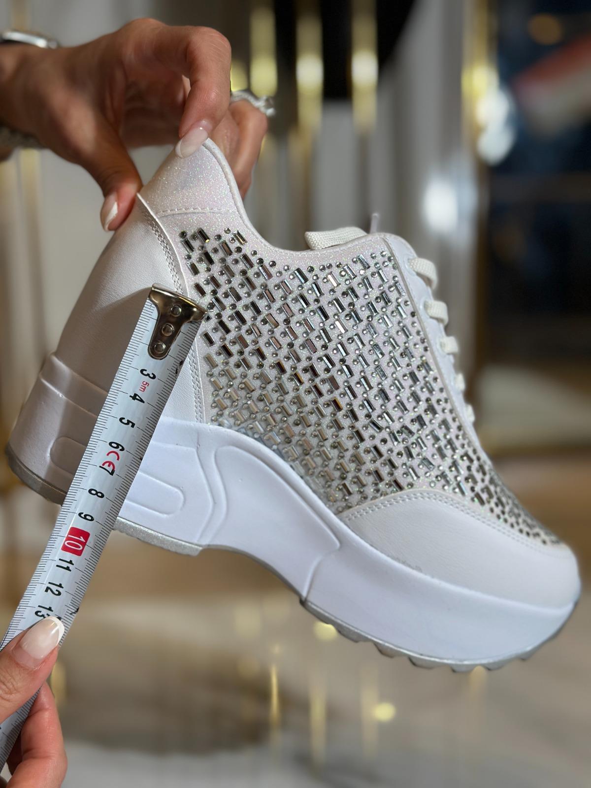 Dauge Kristal Taşlı Gizli Topuklu Spor Ayakkabı Beyaz - KADIN AYAKKABI