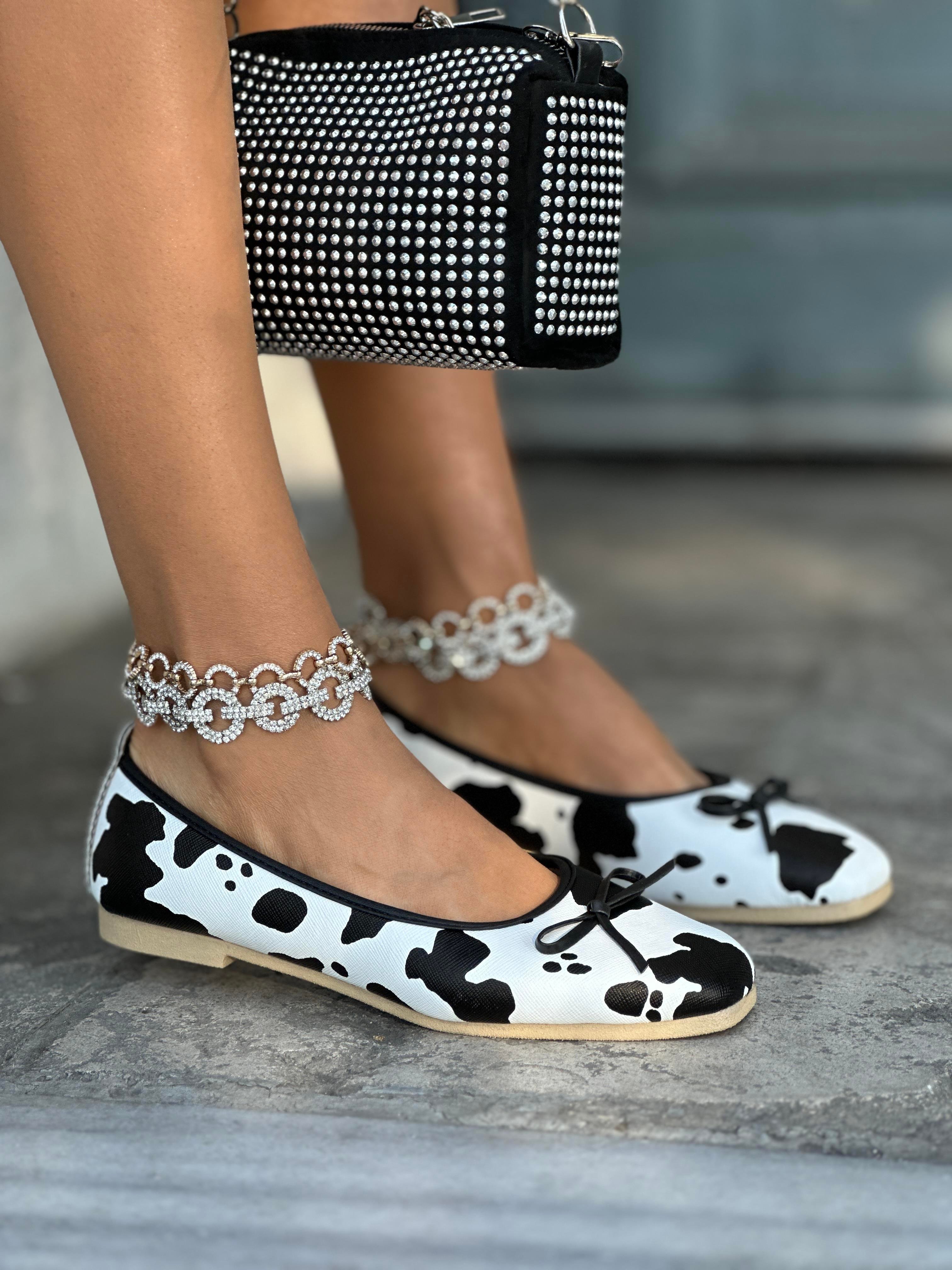 Hulia Desenli Babet Beyaz Siyah - KADIN AYAKKABI