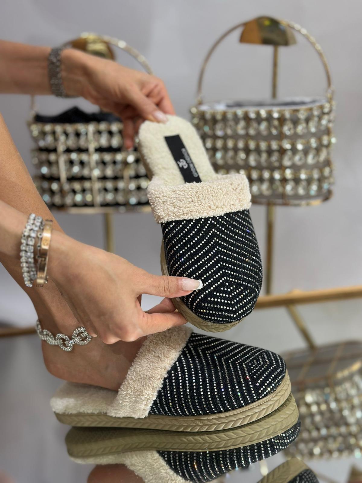 Huly 1 Terlik Siyah - KADIN AYAKKABI