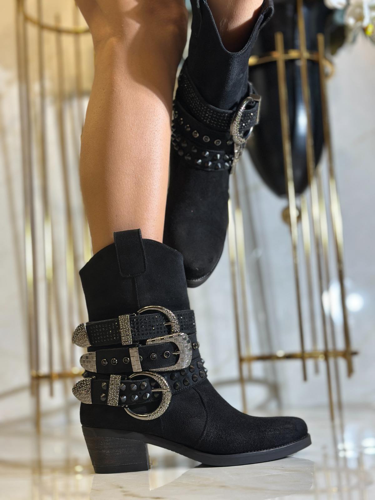 Huma Hakiki Süet Deri Bot Siyah - KADIN AYAKKABI