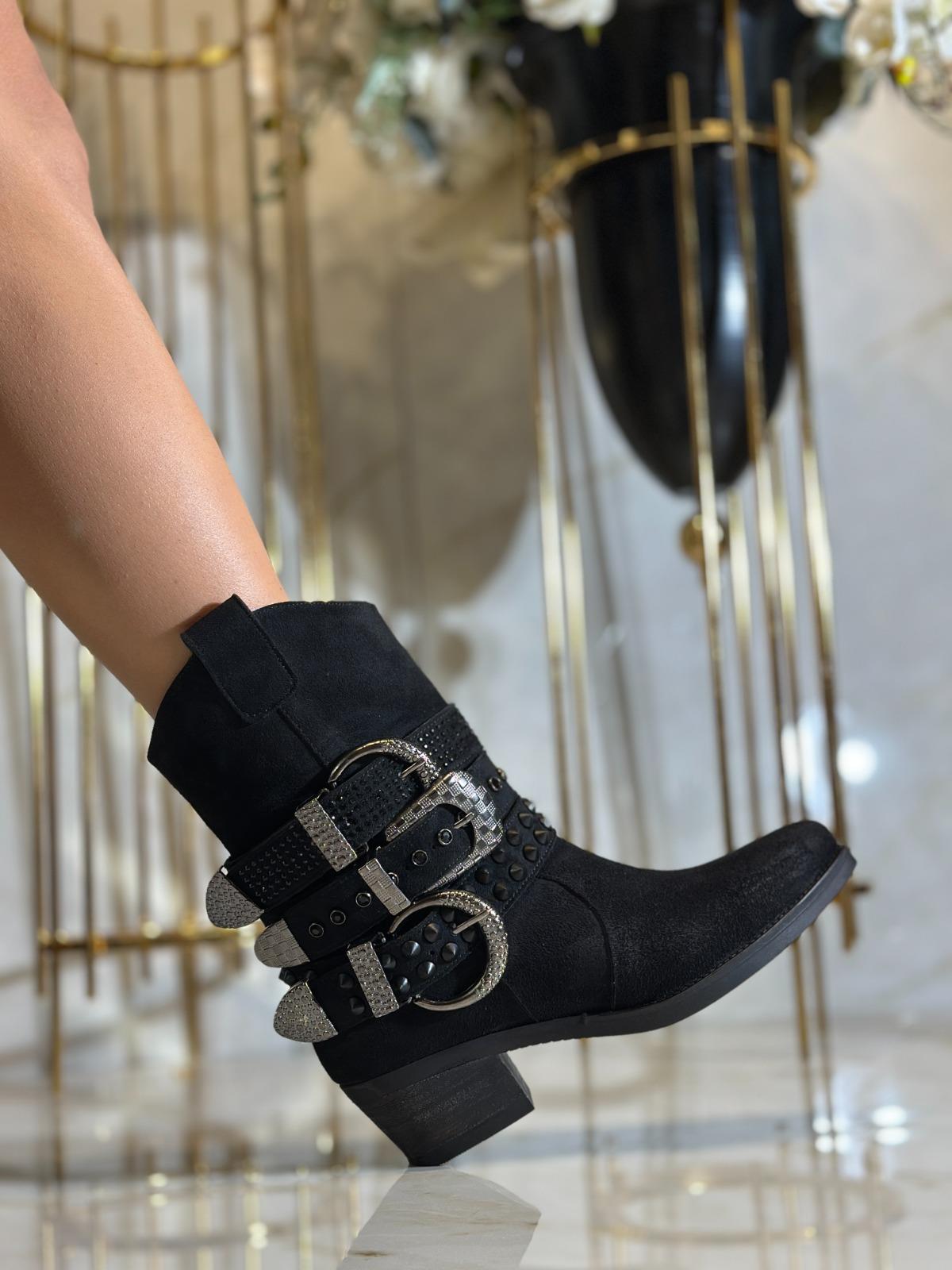 Huma Hakiki Süet Deri Bot Siyah - KADIN AYAKKABI