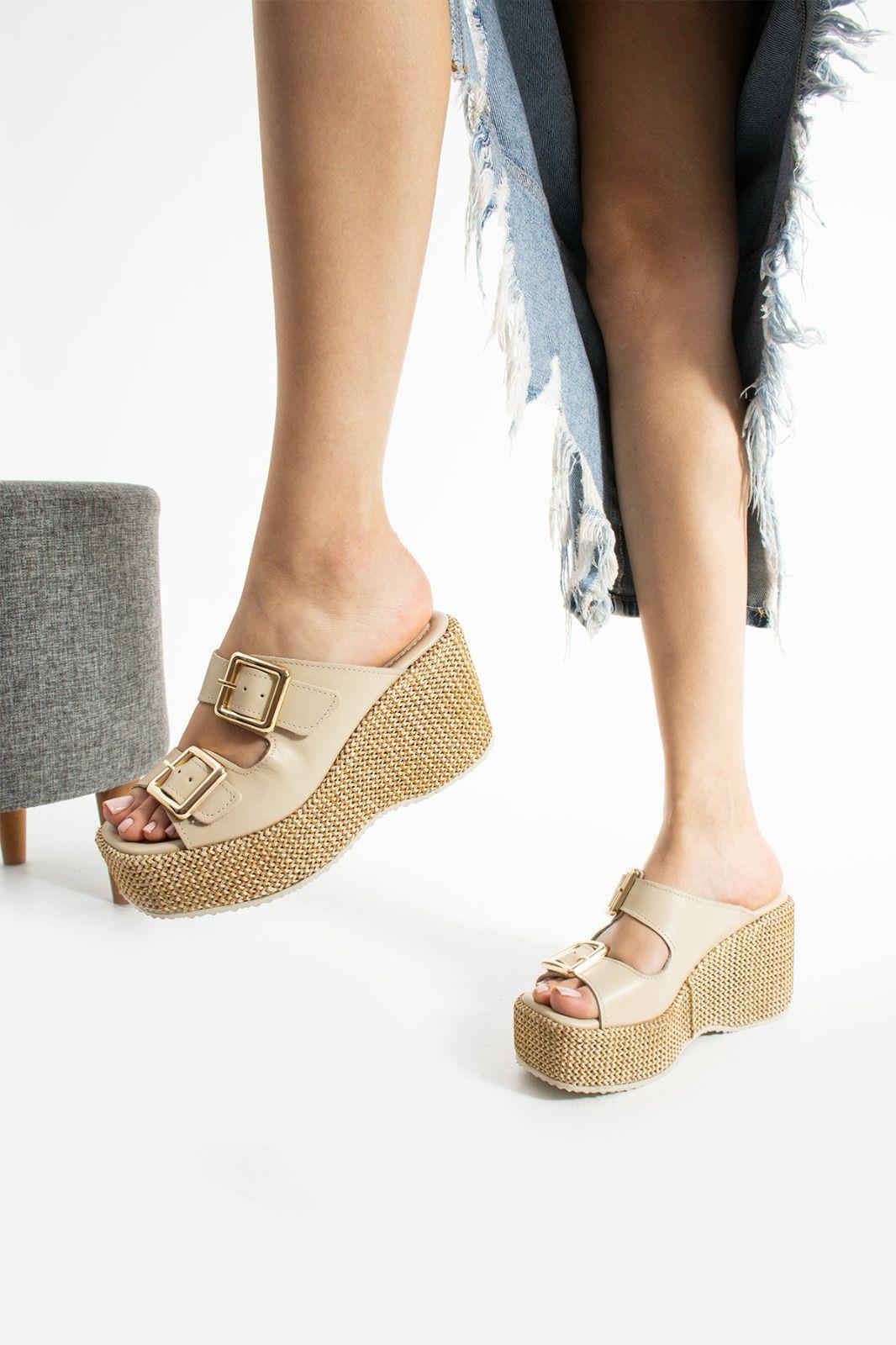 Istani Hasır Dolgu Topuk Süet Deri Terlik Bej - WOMAN SHOES