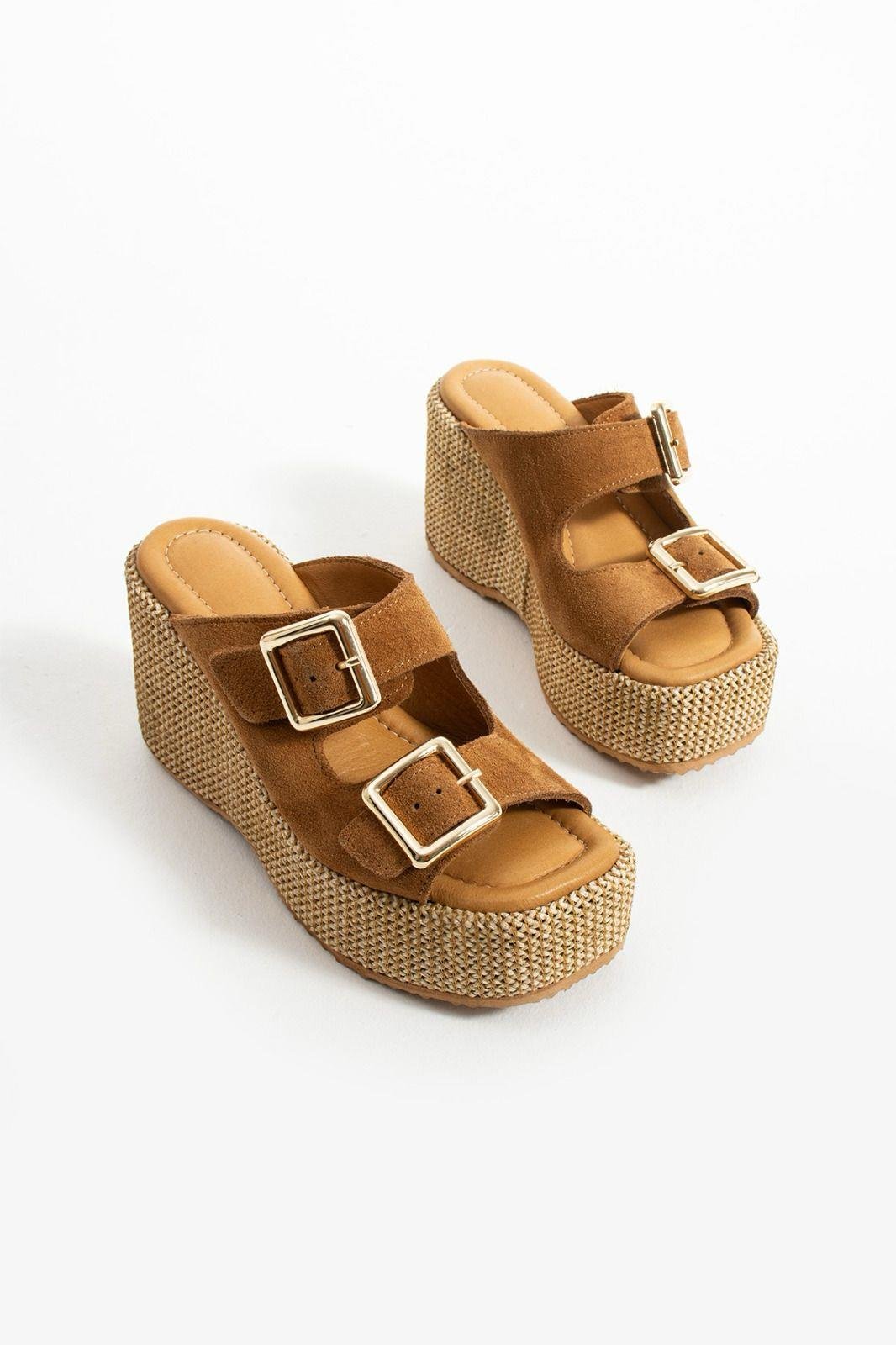 Istani Hasır Dolgu Topuk Süet Deri Terlik Taba - KADIN AYAKKABI