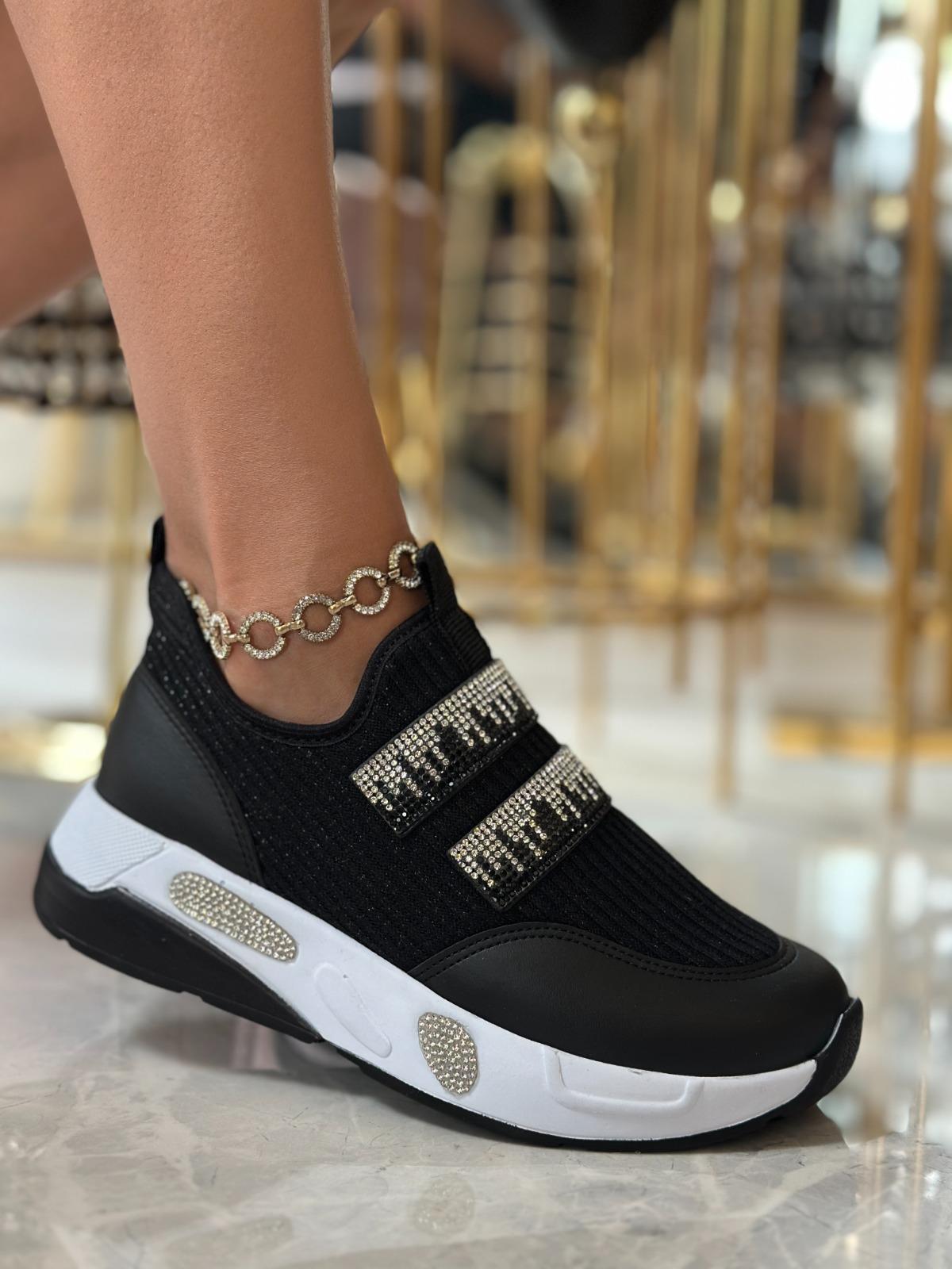 Iveko Kristal Taşlı Triko Spor Ayakkabı Siyah - WOMAN SHOES