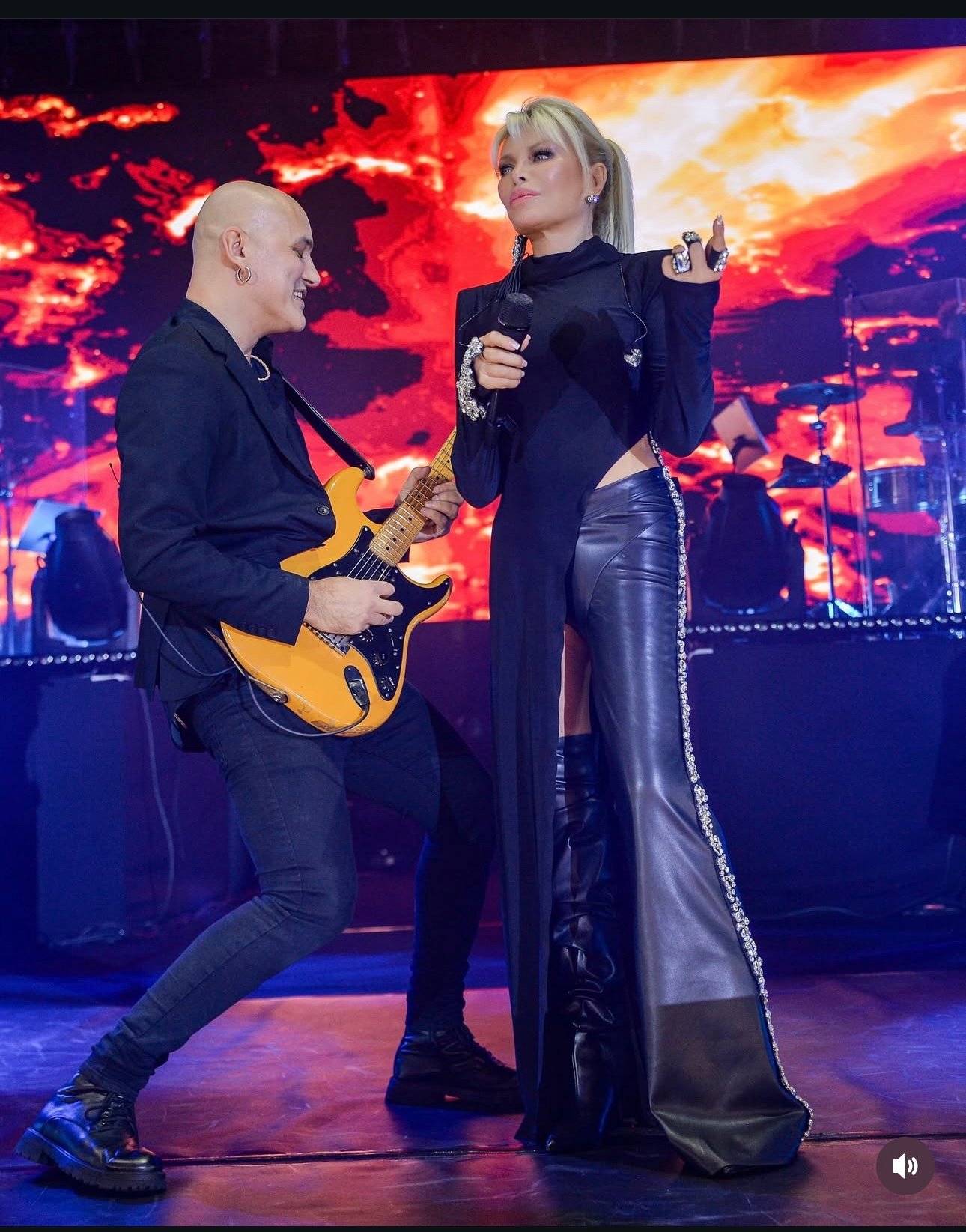 Kira Knee-High Long Boot Black - LONG BOOTS