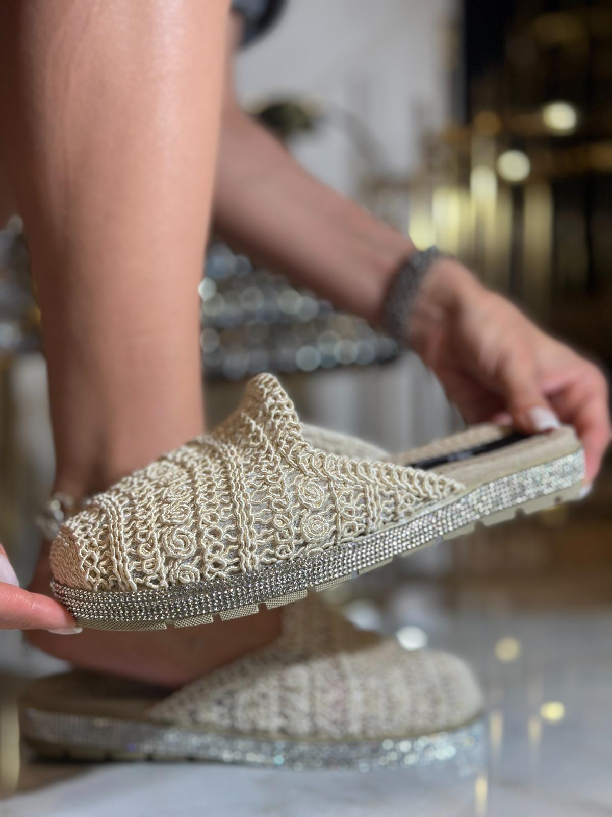 Koase Extreme Kristal Taşlı Triko Terlik Bej - KADIN AYAKKABI