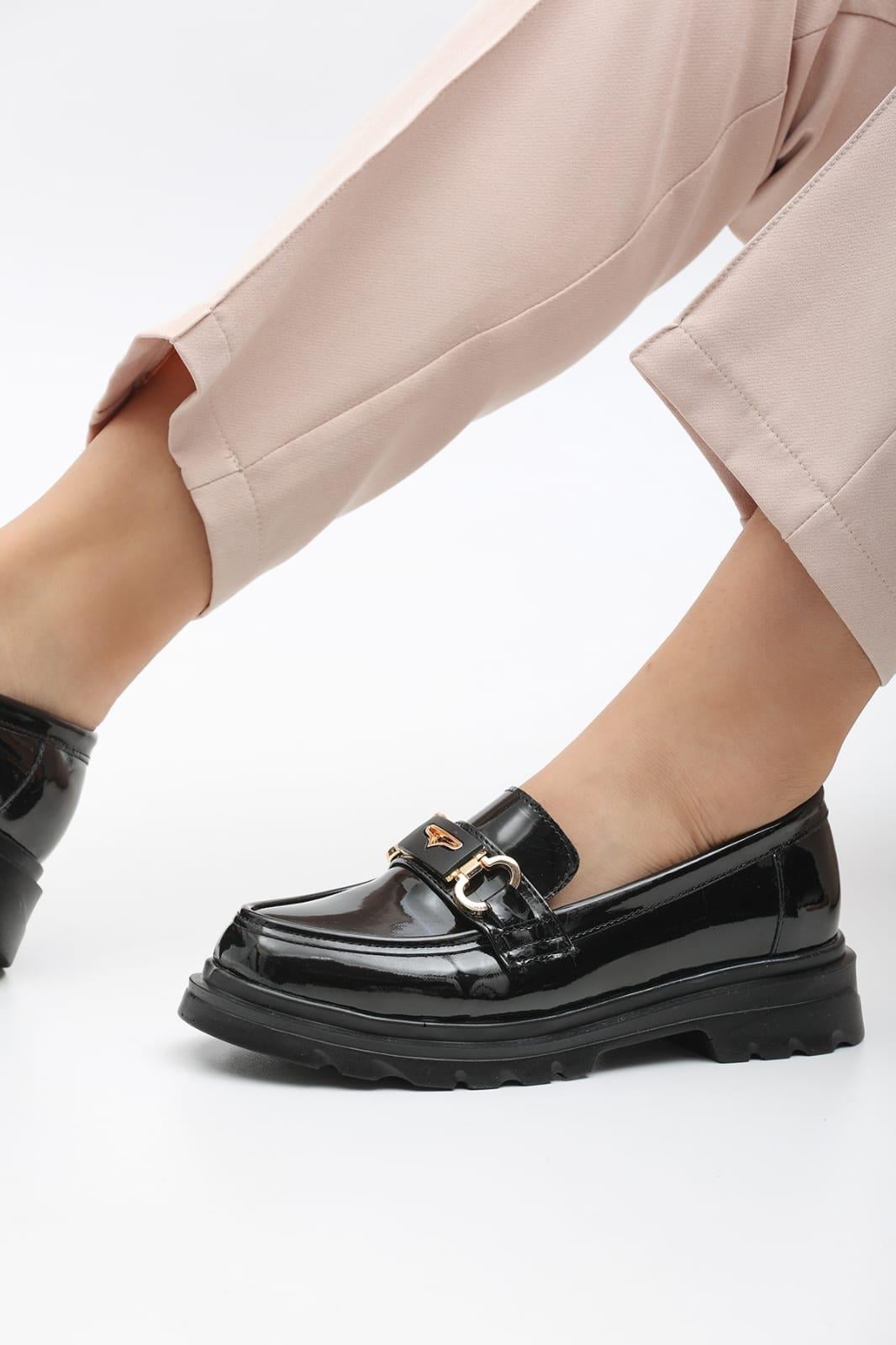 Lessy Rugan Loafer Siyah - KADIN AYAKKABI
