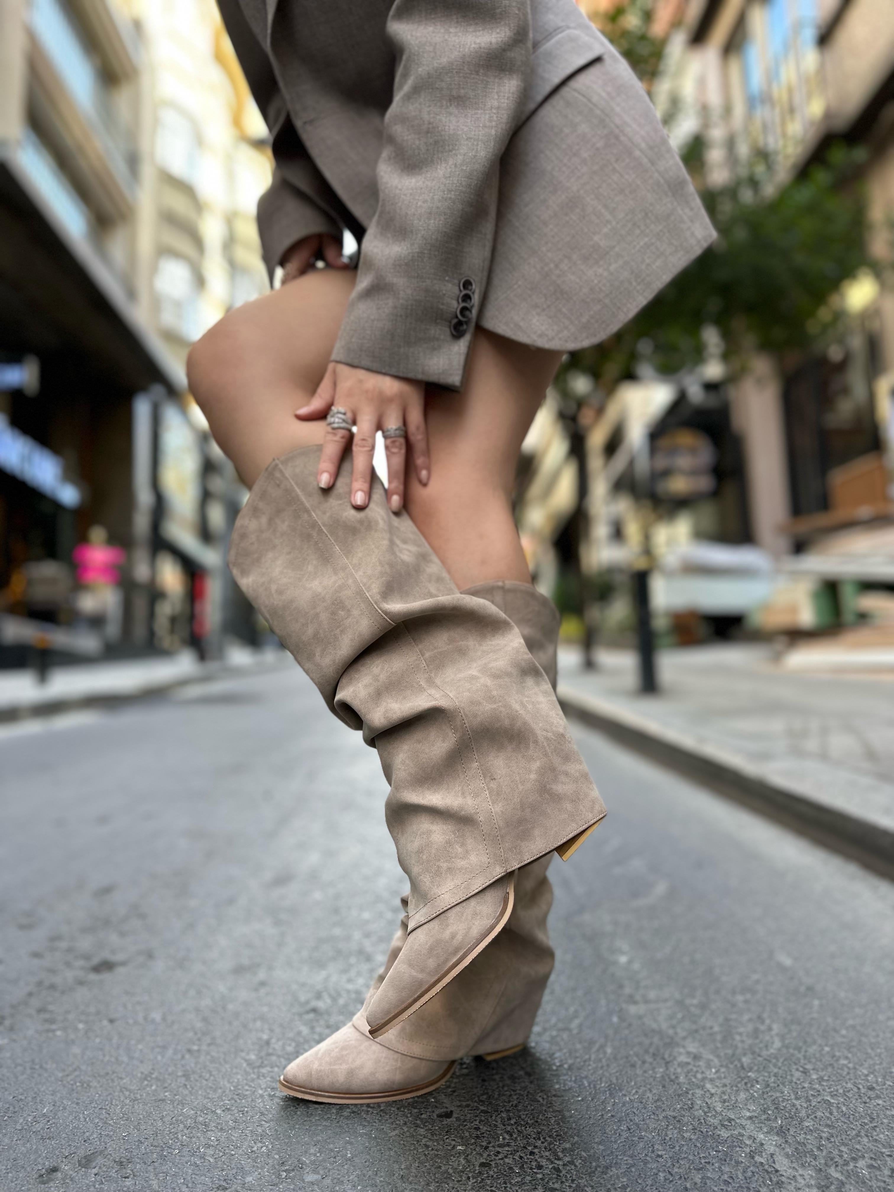 Meara Süet Çizme Bej - WOMAN SHOES