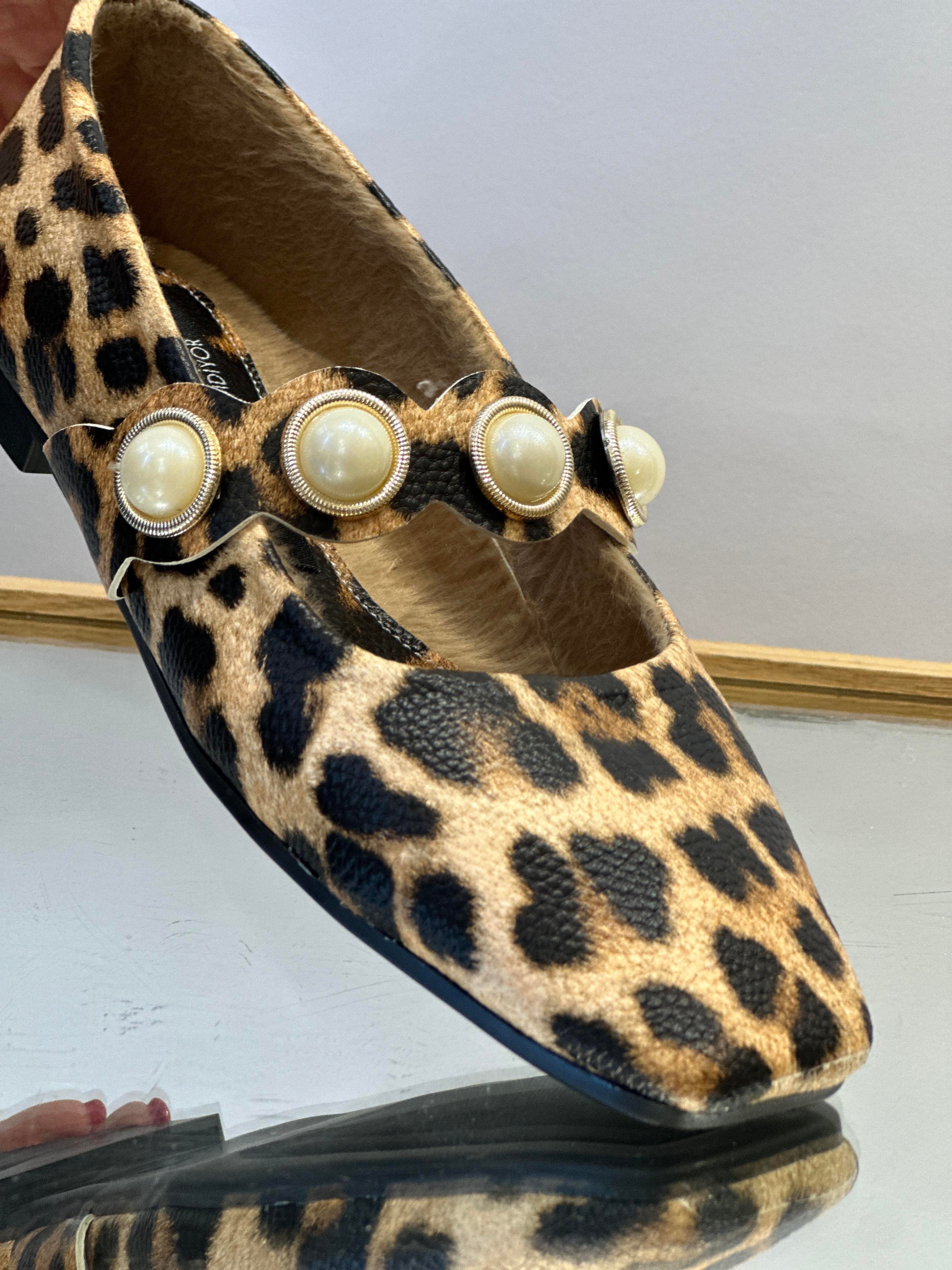 Multi İnci Babet Siyah Leopar - KADIN AYAKKABI