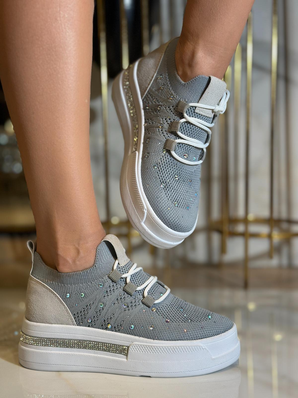 Napol Kristal Taşlı Gizli Topuk Spor Ayakkabı Gri - WOMAN SHOES