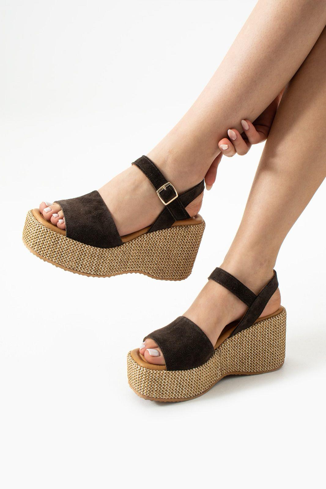 Plaza Süet Deri Dolgu Topuk Hasır Sandalet Koyu Kahve - KADIN AYAKKABI