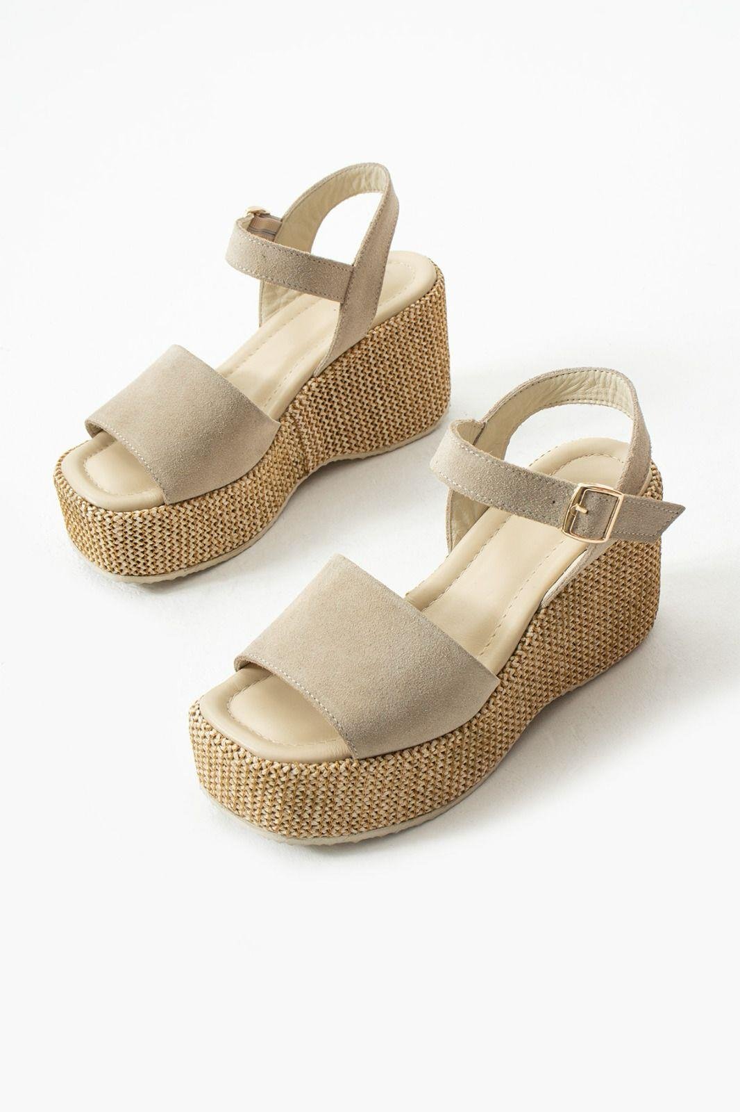 Plaza Süet Deri Dolgu Topuk Hasır Sandalet Bej - WOMAN SHOES