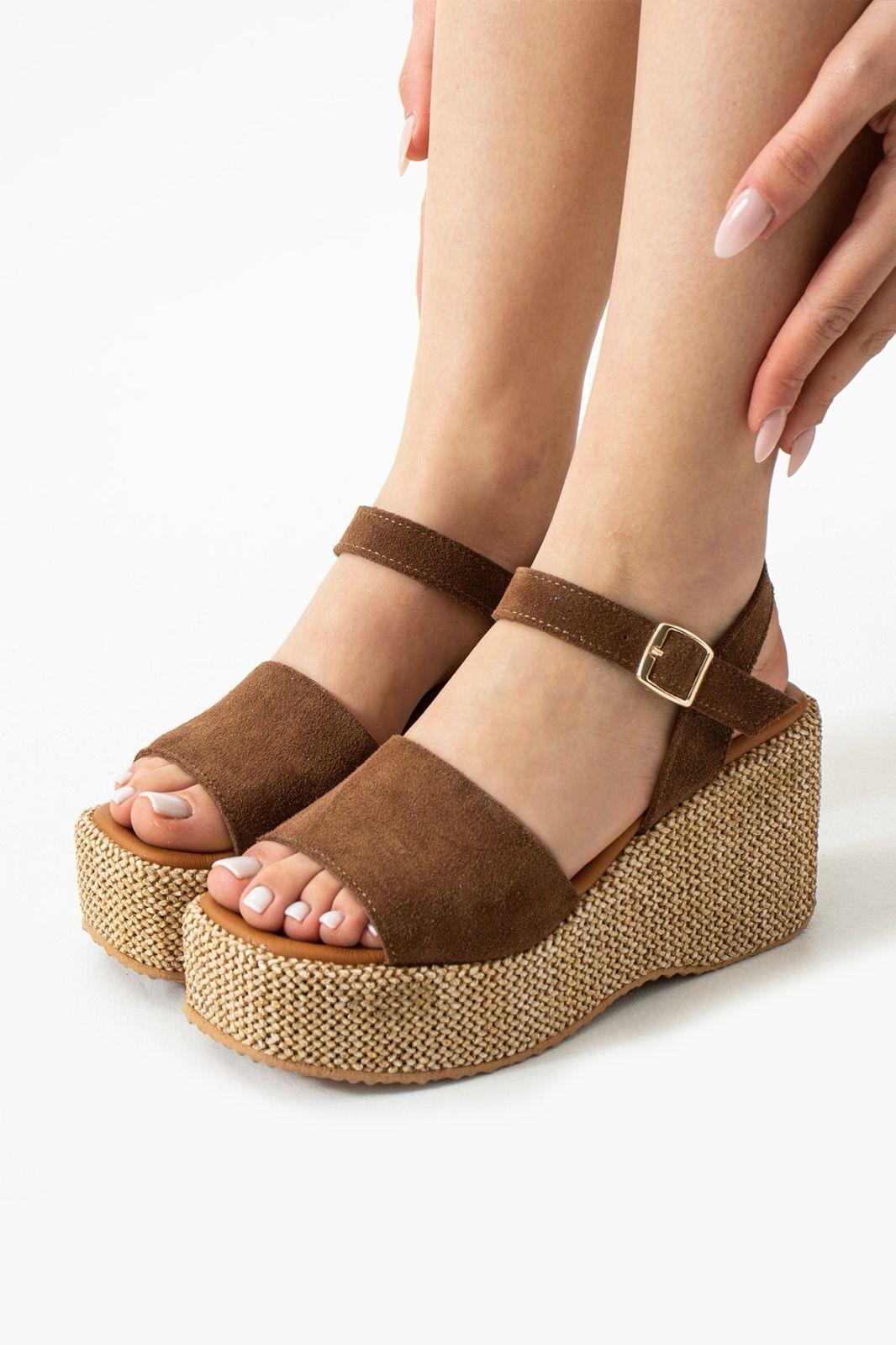 Plaza Süet Deri Dolgu Topuk Hasır Sandalet Kahverengi - WOMAN SHOES
