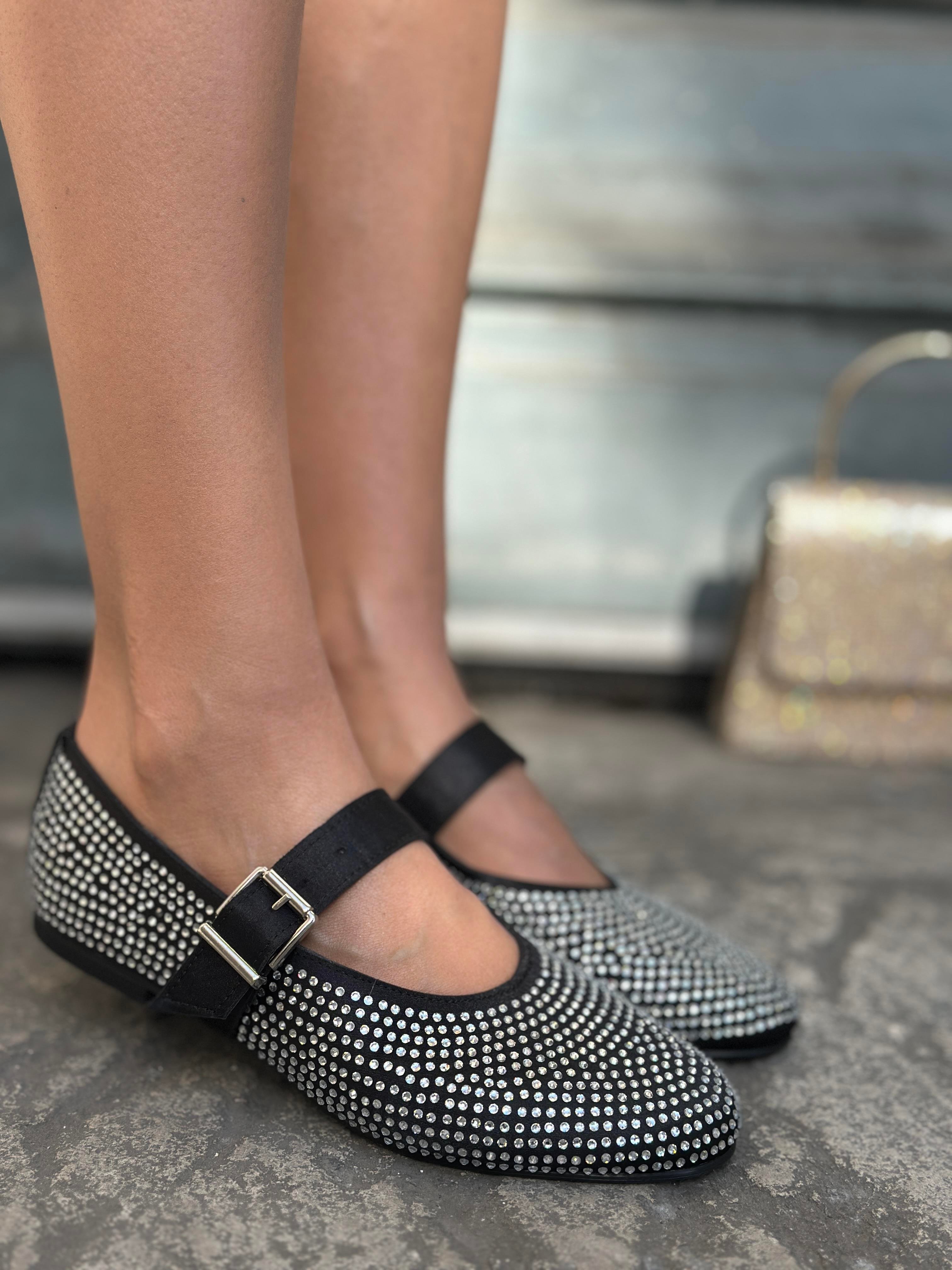 Rossy Kristal Taşlı Özel Tasarım Babet Siyah - KADIN AYAKKABI