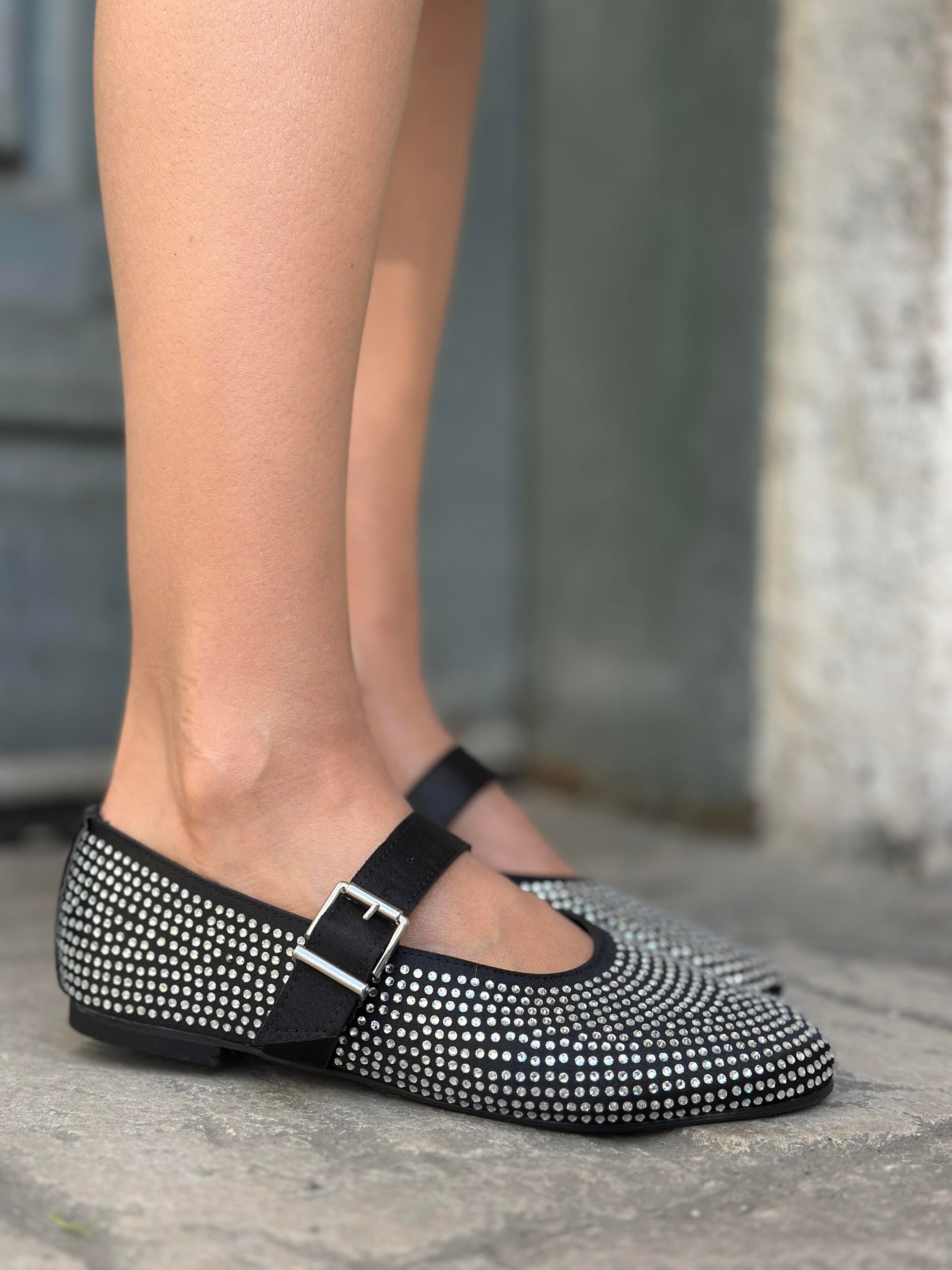 Rossy Kristal Taşlı Özel Tasarım Babet Siyah - KADIN AYAKKABI