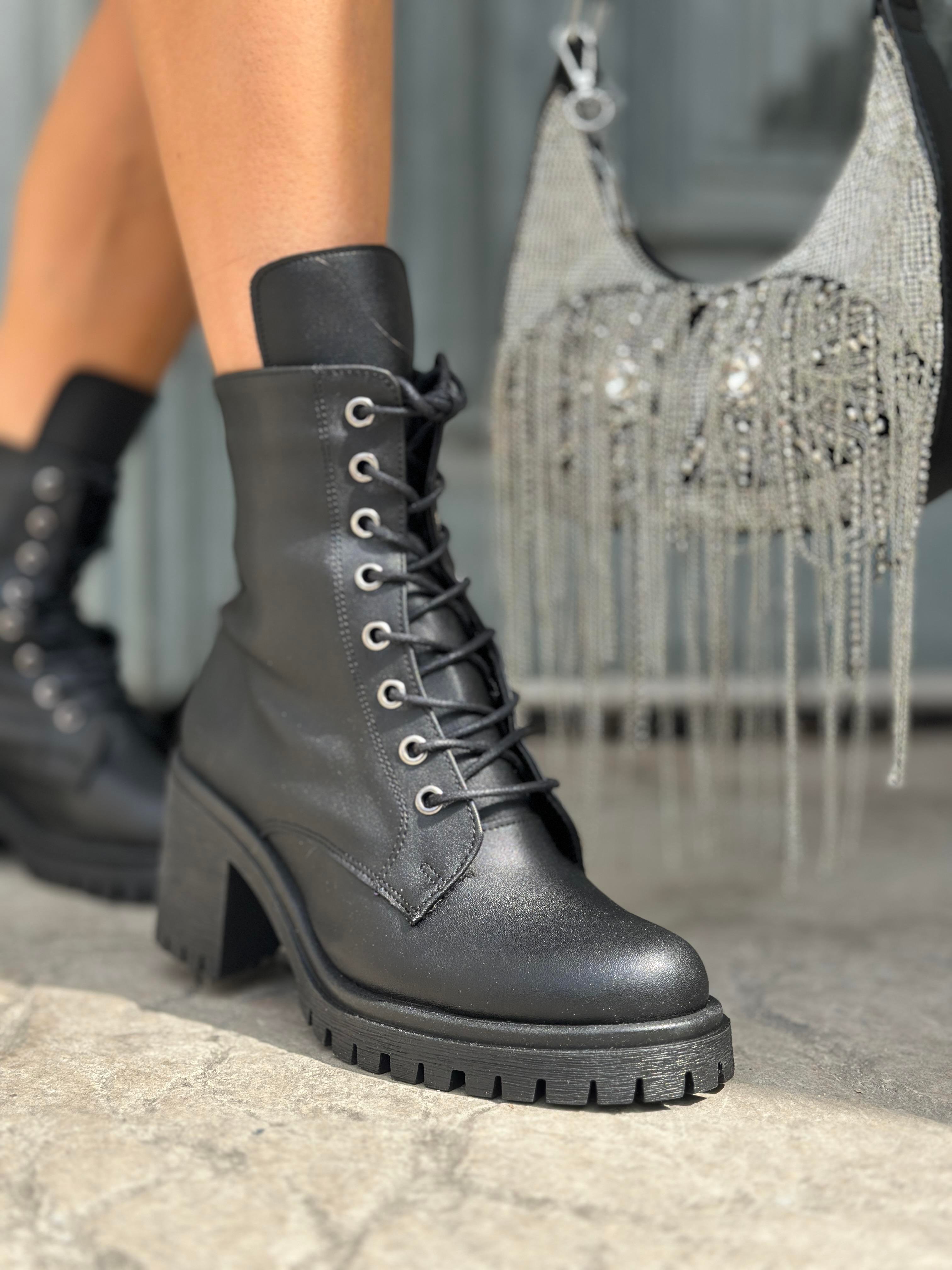 Senata Bot Siyah - ANKLE BOOTS