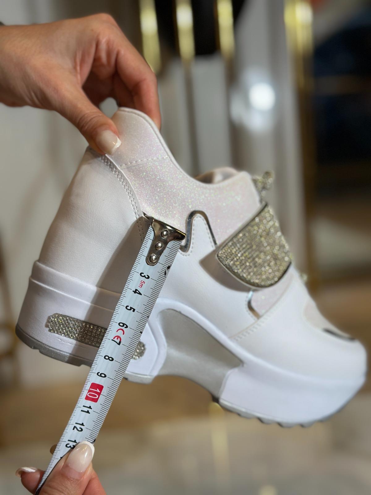 Tiha Kristal Taşlı Gizli Topuklu Spor Ayakkabı Beyaz - Spor Ayakkabı