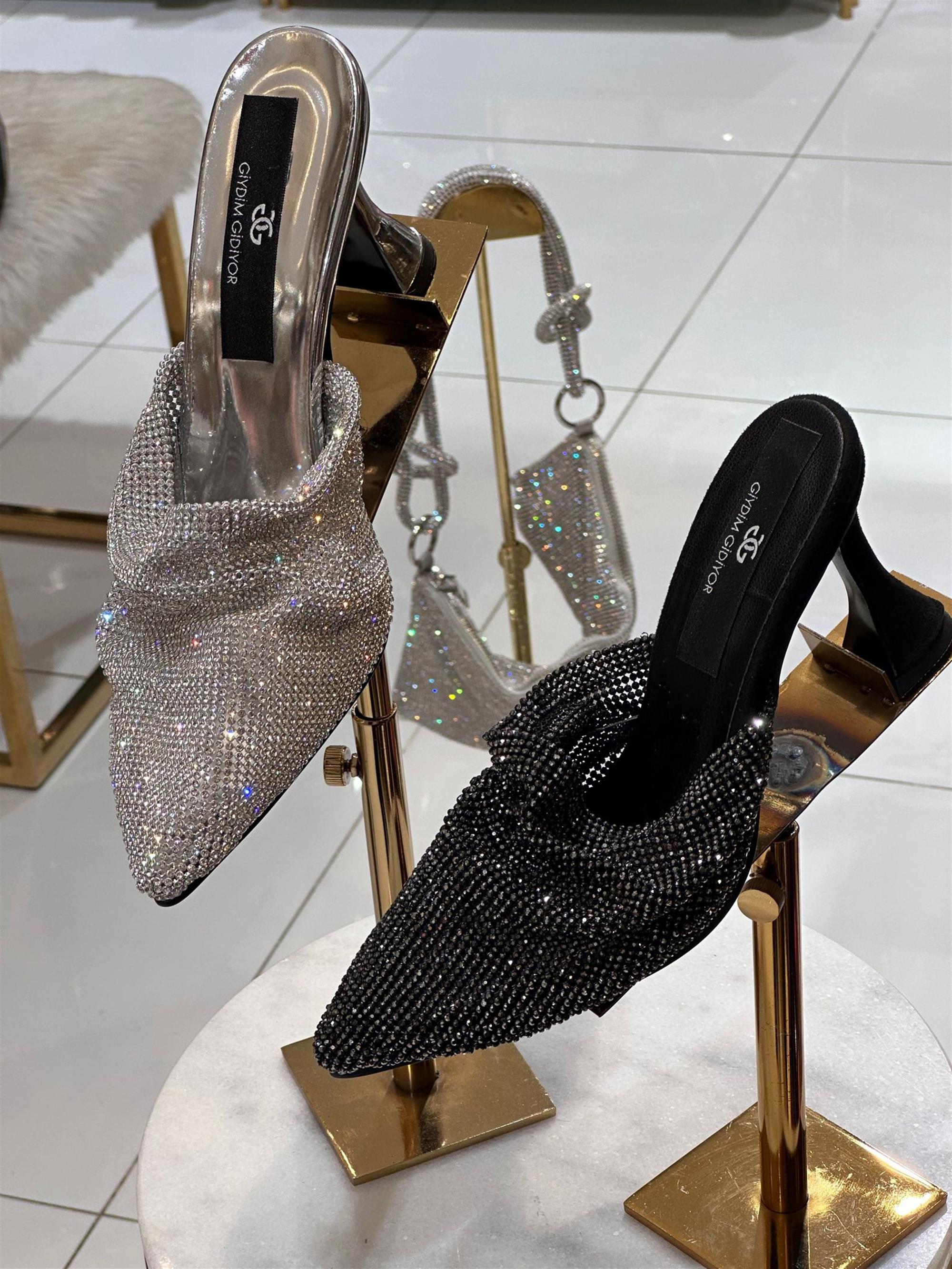 Witch Topuklu Terlik Siyah - KADIN AYAKKABI