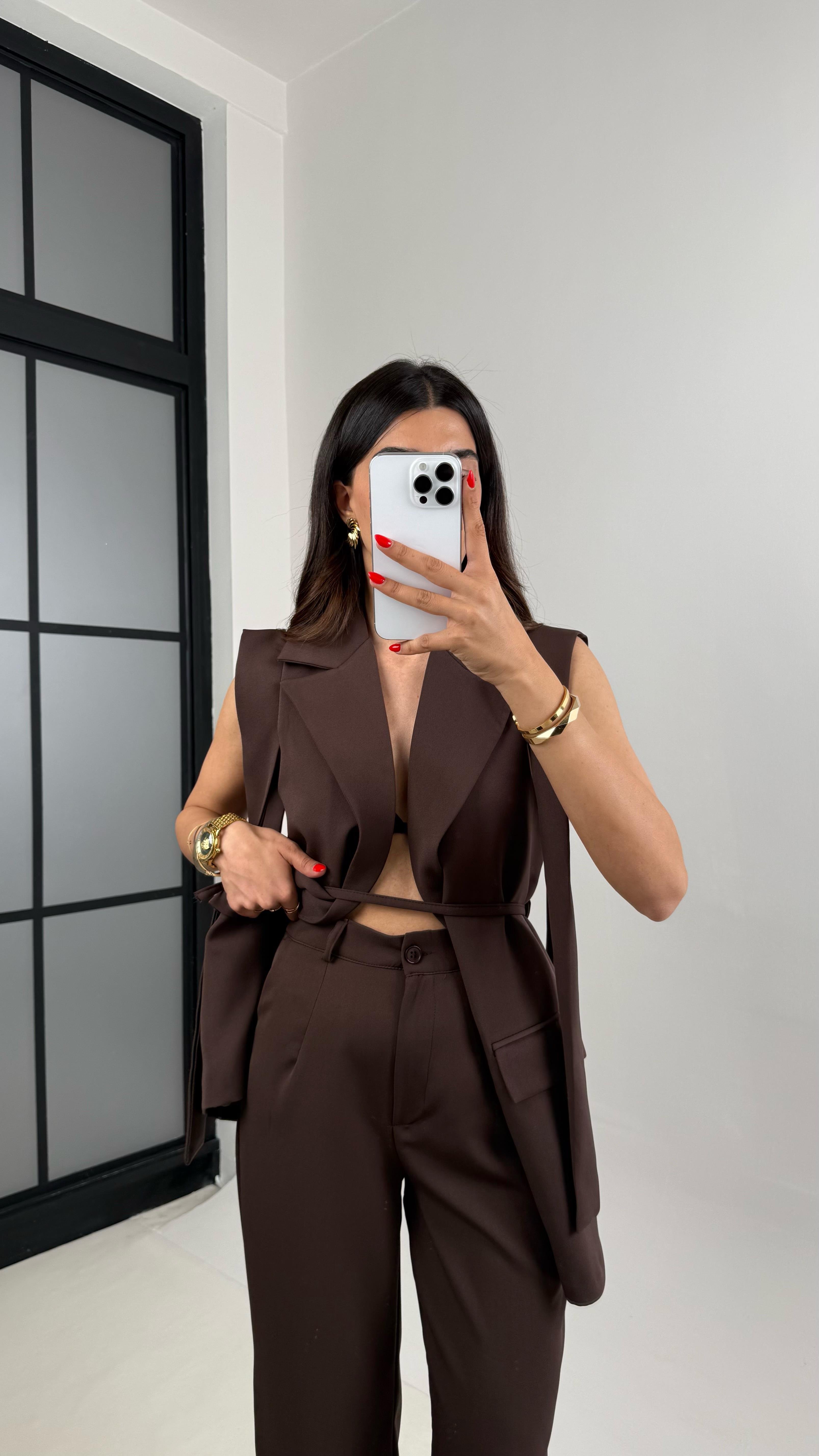 Acı Kahve Omuz Detaylı Kuşaklı Astarlı Yelek Cepli Pantolon Kumaş Takım Gaus00476GausTAKIMGU1002112