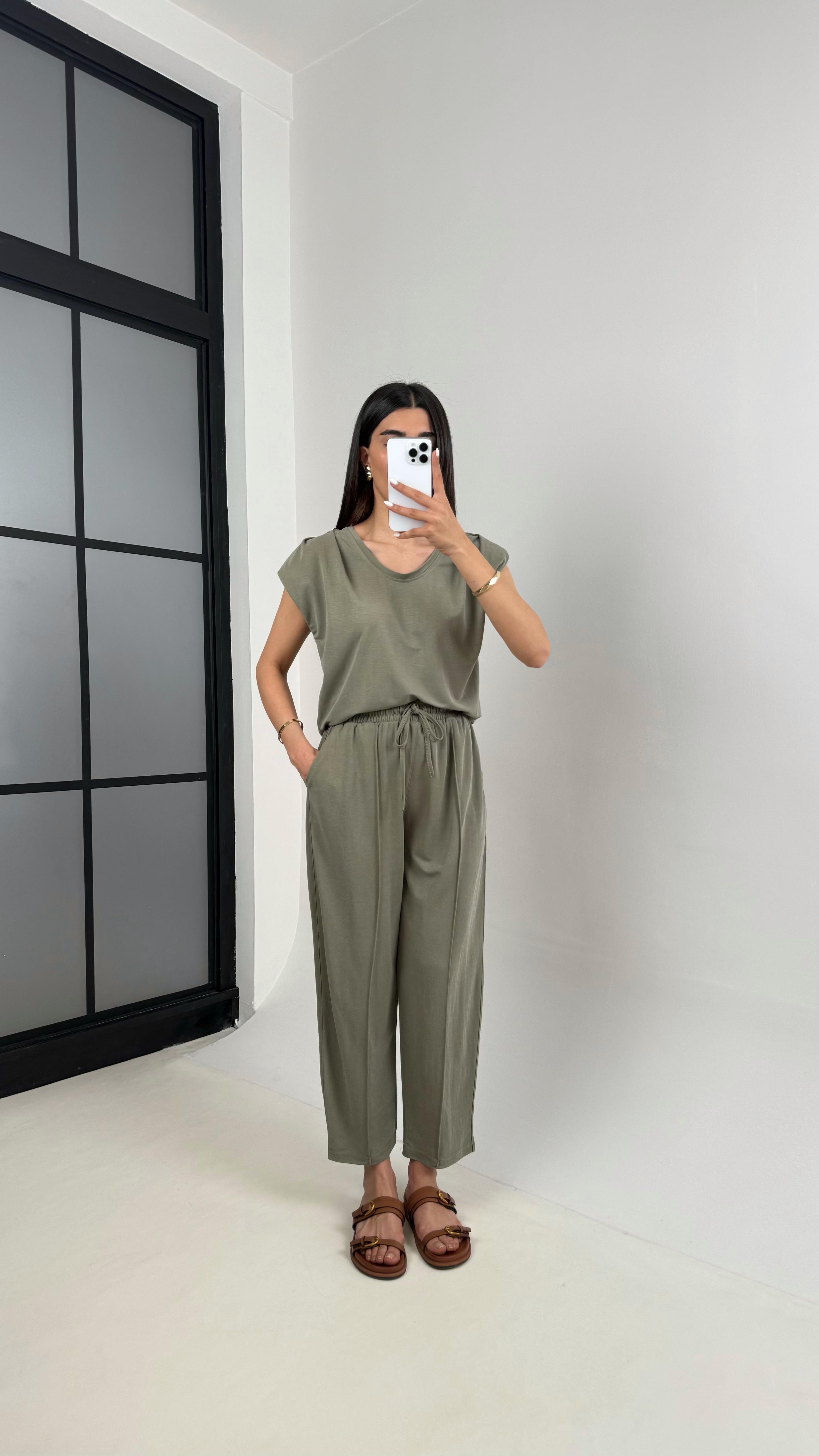 Haki Omuz Gold Detaylı Vatkalı Üst Beli Lastikli Cepli Pantolon Takım Gaus00407GausTAKIMGU1001948