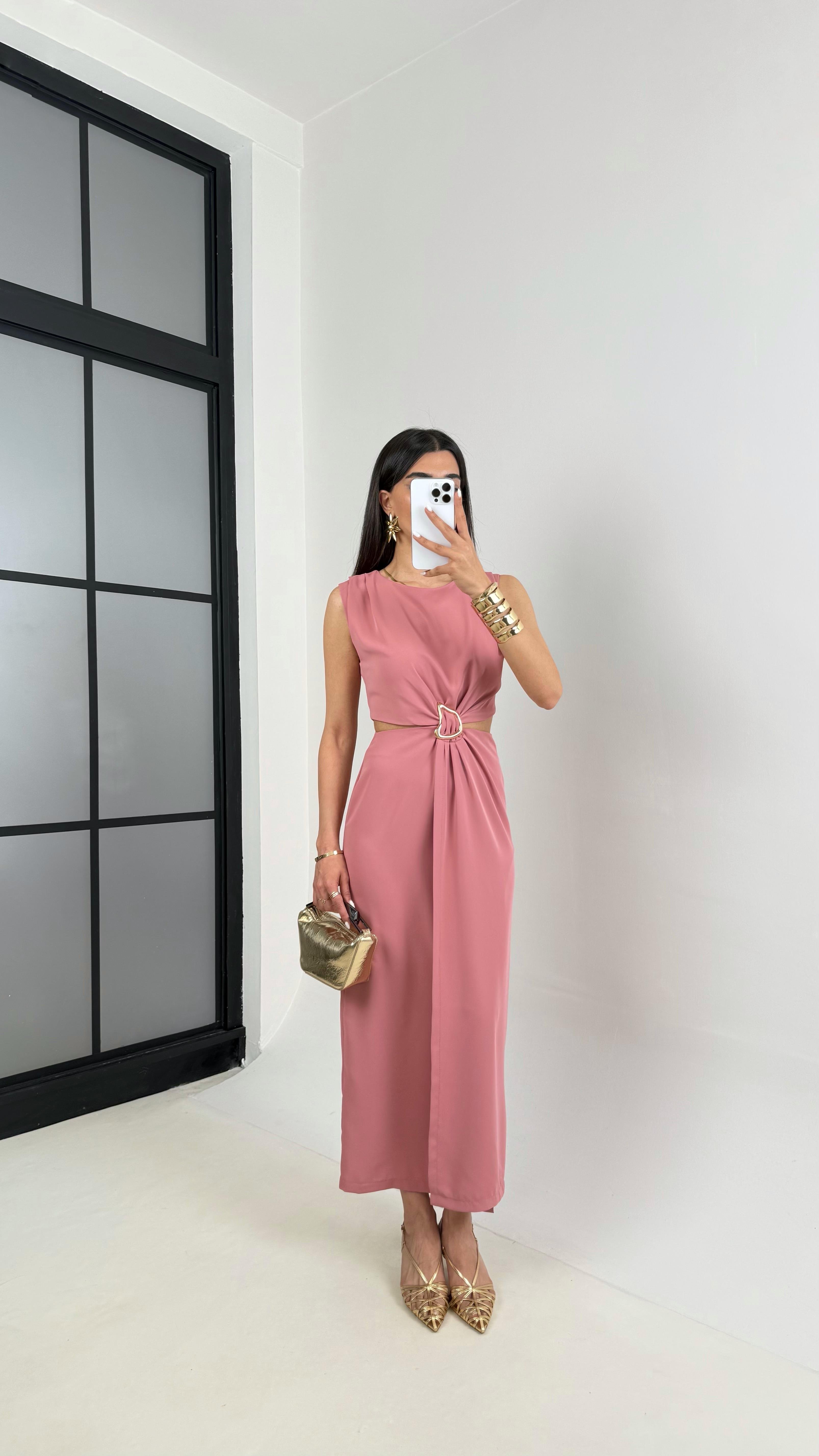 Somon Yan Dekolteli Gold Toka Detaylı Yırtmaçlı Elbise Gaus00434GausELBİSEGU1002023