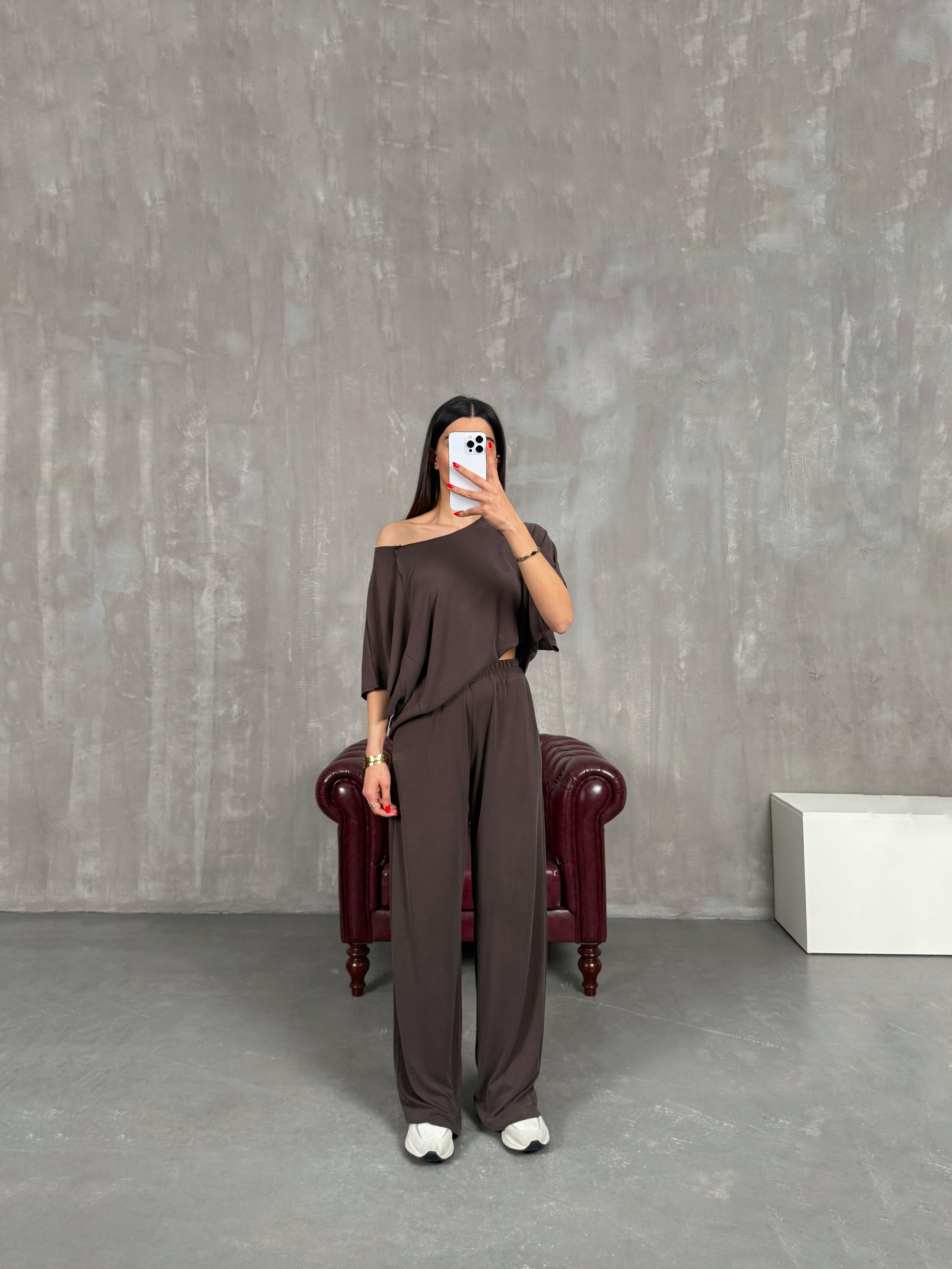 Kahve İnce Modal Kumaş Kısa Kol Muadil Basic Takım Gaus00197GausTAKIMGU1001463