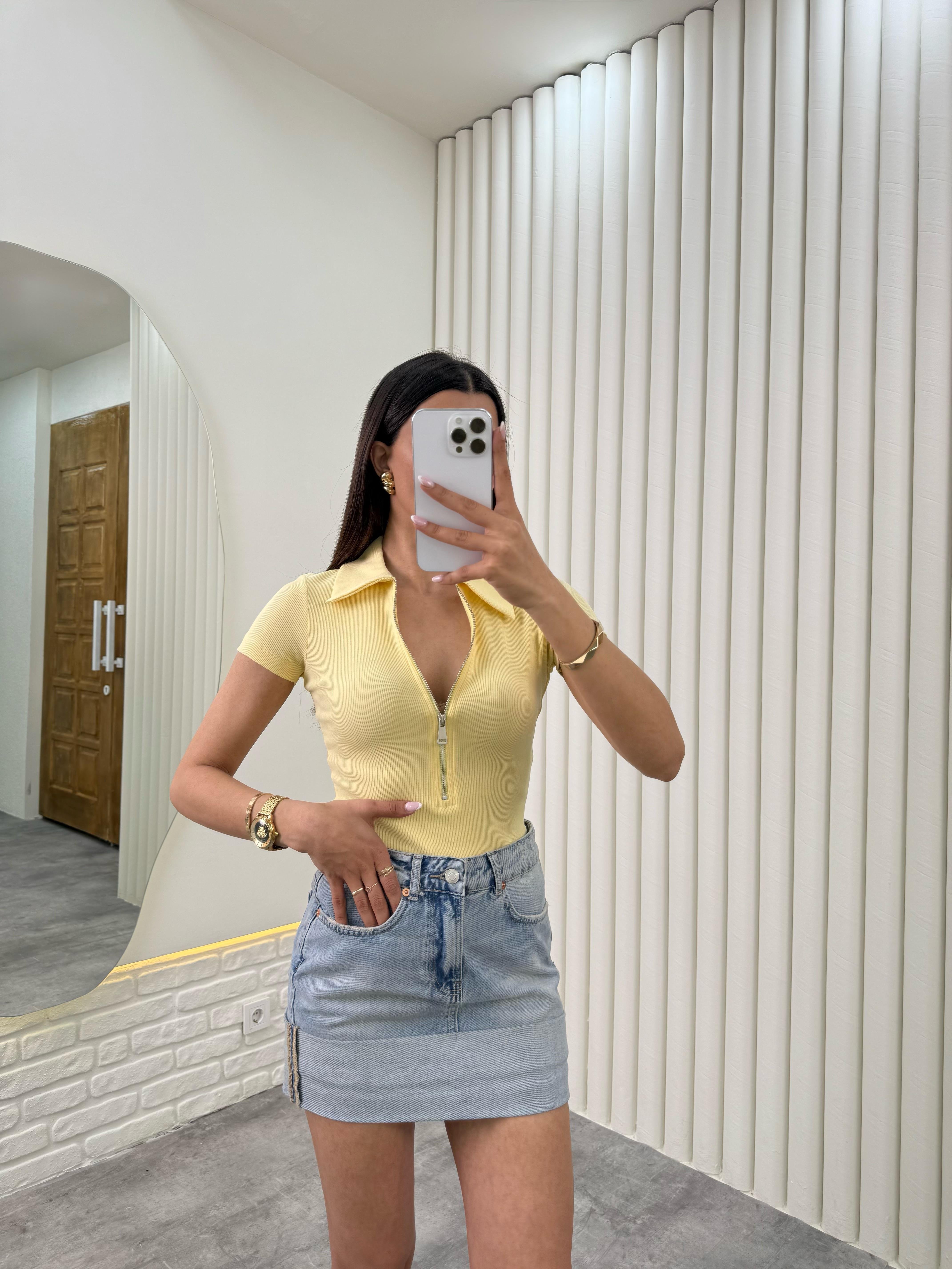 Sarı  Lakos Önü Fermuarlı Tshirt Gaus00330GausTSHIRTGU1001766