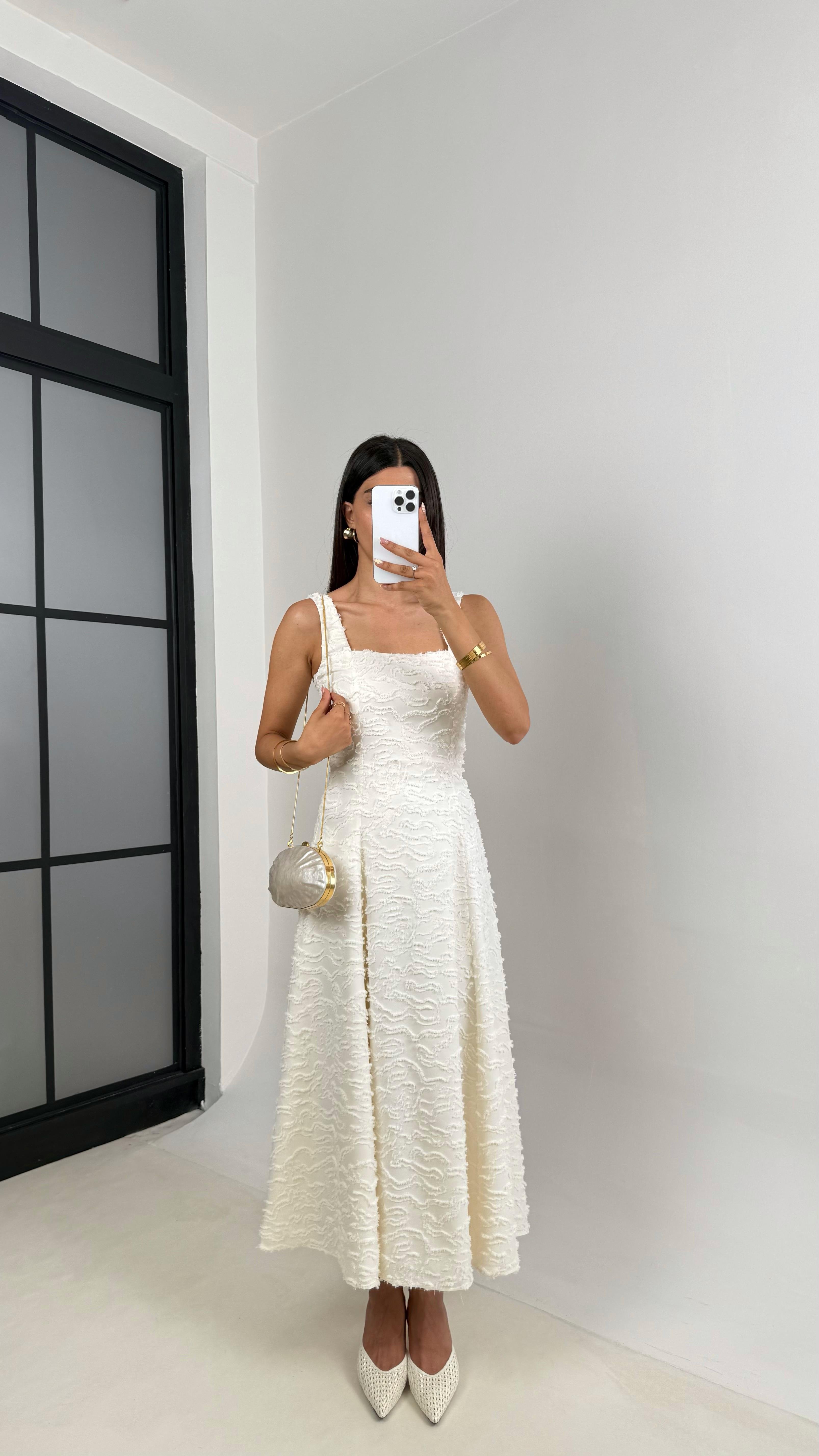 Krem Kalın Askılı Saçaklı Kumaş Elbise Gaus00671GausELBİSEGU1002549