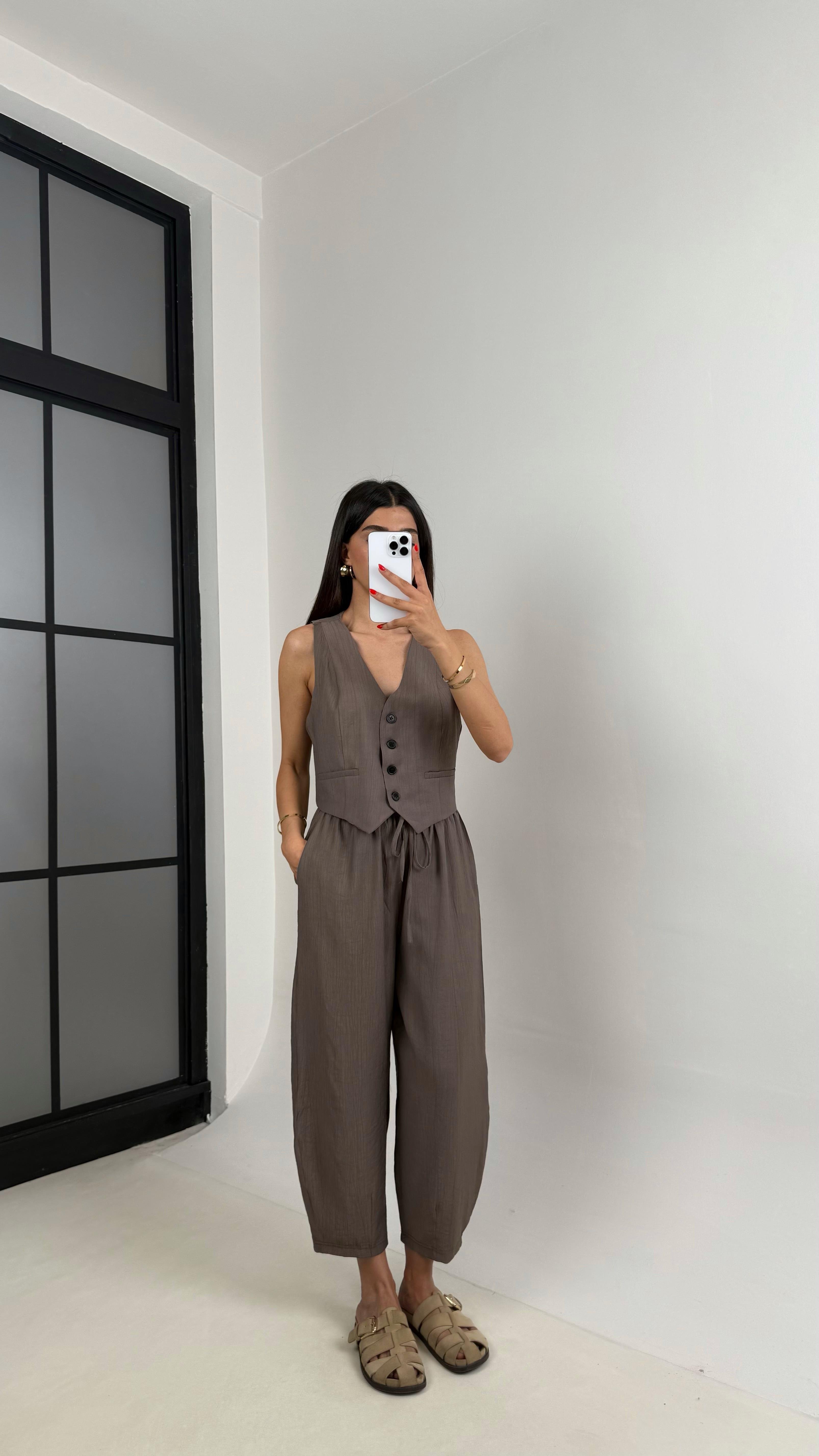 Kahve Astarlı Yelek Balon Pantolon Çilek Kumaş Takım Gaus00501GausTAKIMGU1002174