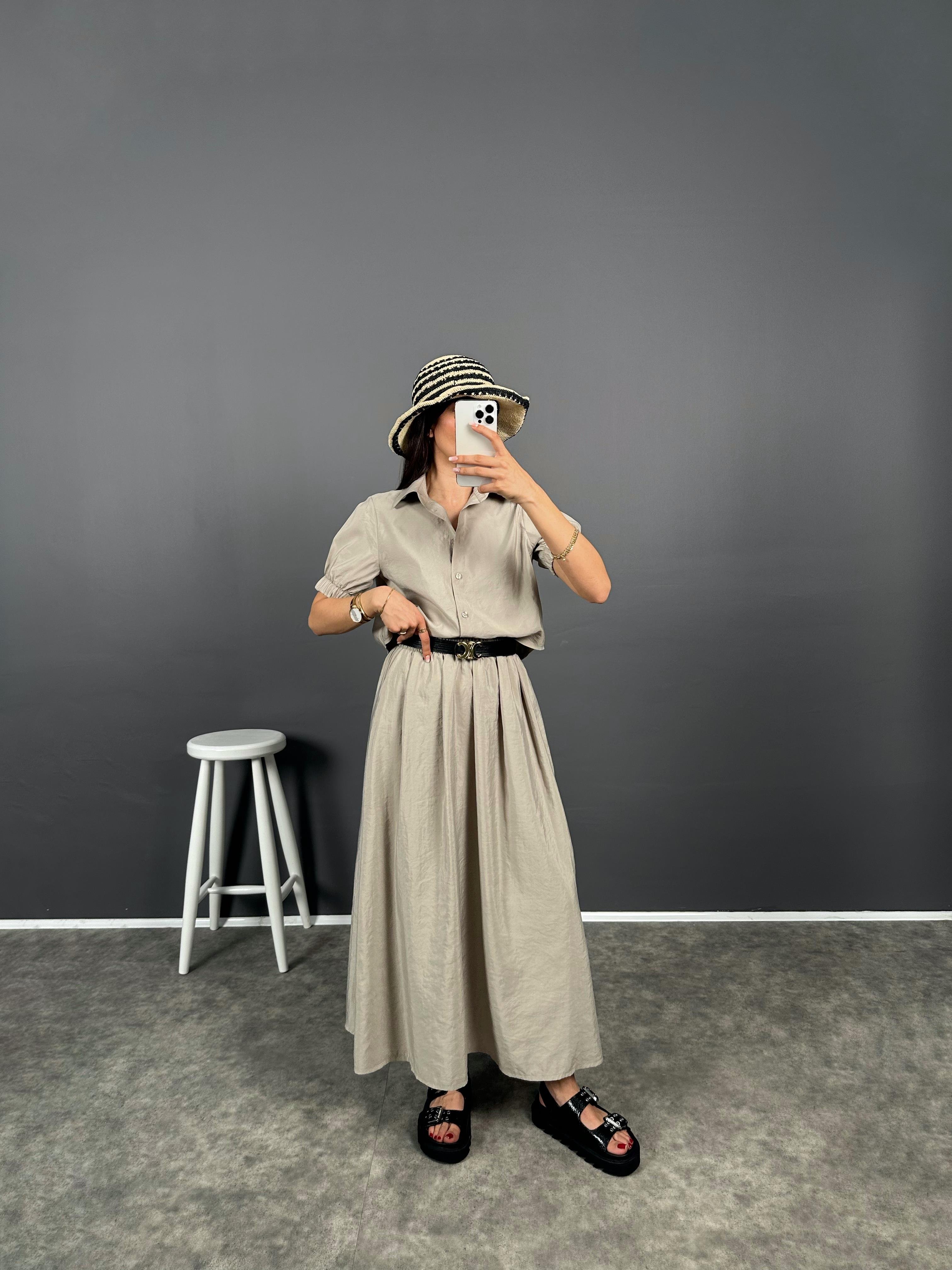 Fleur Açık Vizon Zr Model Etek Bluz Takım GausTAKIMGU008177