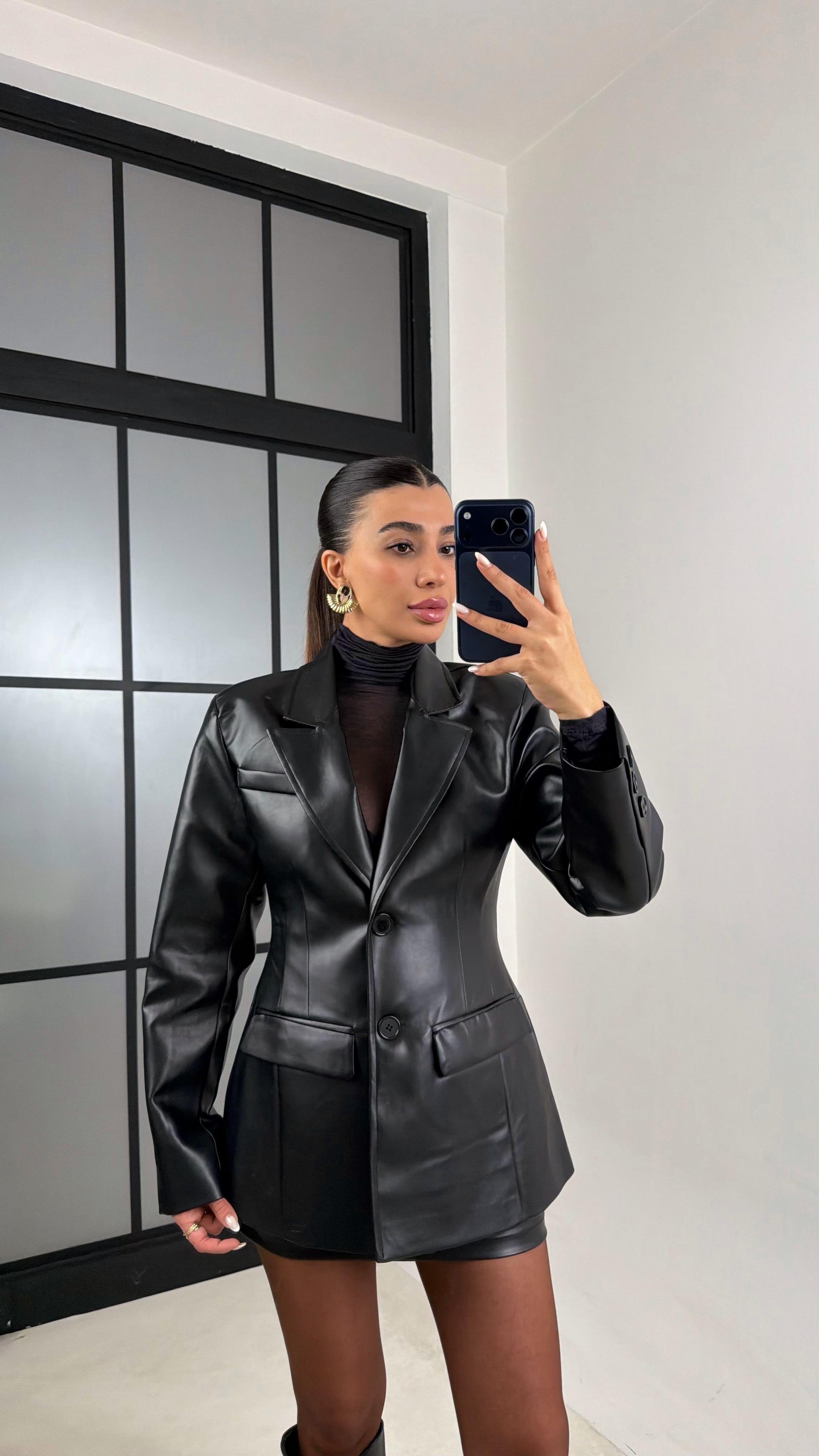 Siyah Astarlı Vatkalı Blazer Ceket Etek Premium Deri Takım GAUS-00657GAUSTAKIMGAUS-00657