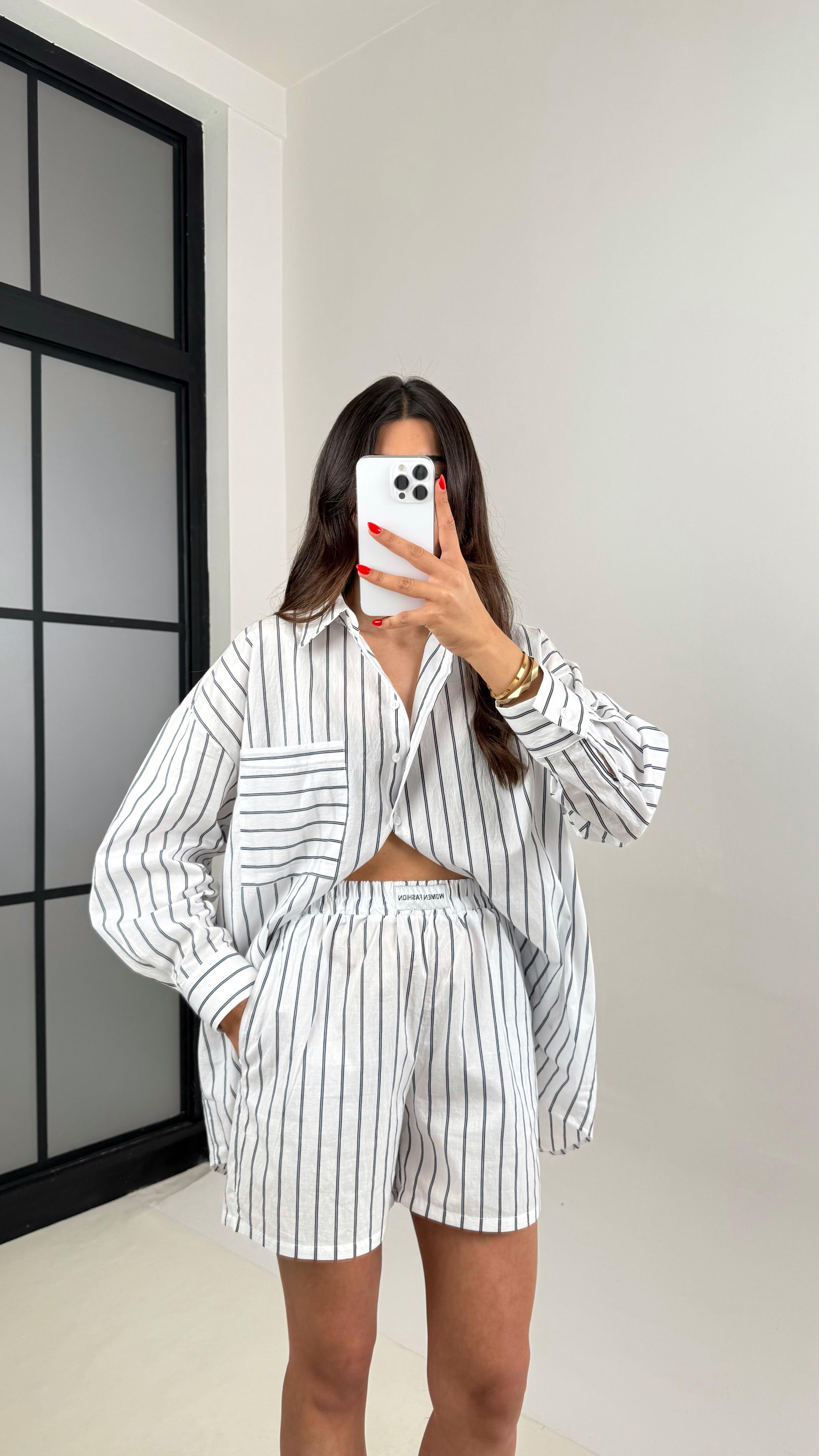 Beyaz Siyah Çizgili Gömlek Şort İkili Keten Takım Gaus00475GausTAKIMGU1002111