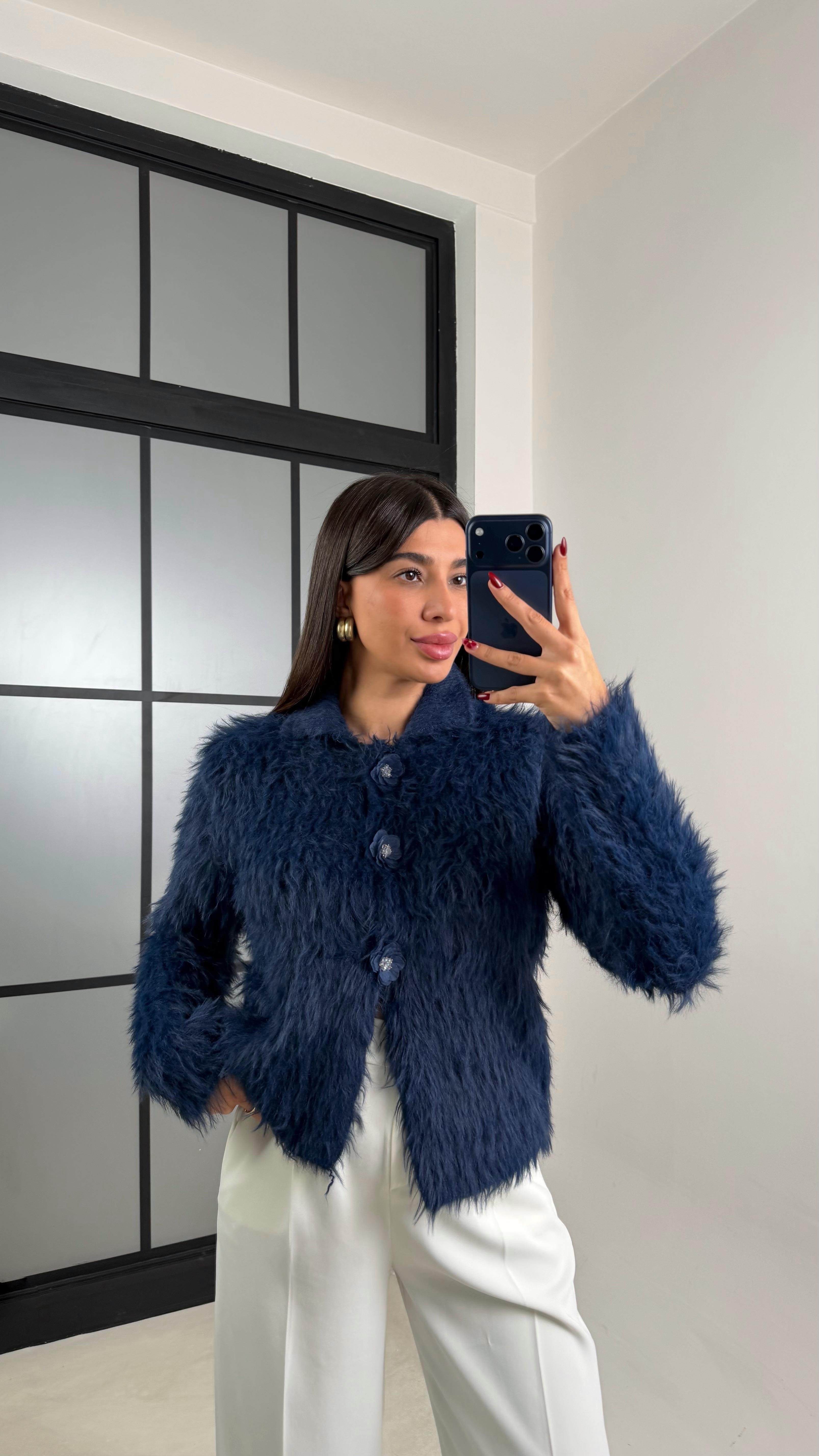 Lacivert Çiçek Düğmeli Sakallı Triko Hırka GAUS-00709GAUS الكارديغان  GAUS-00709