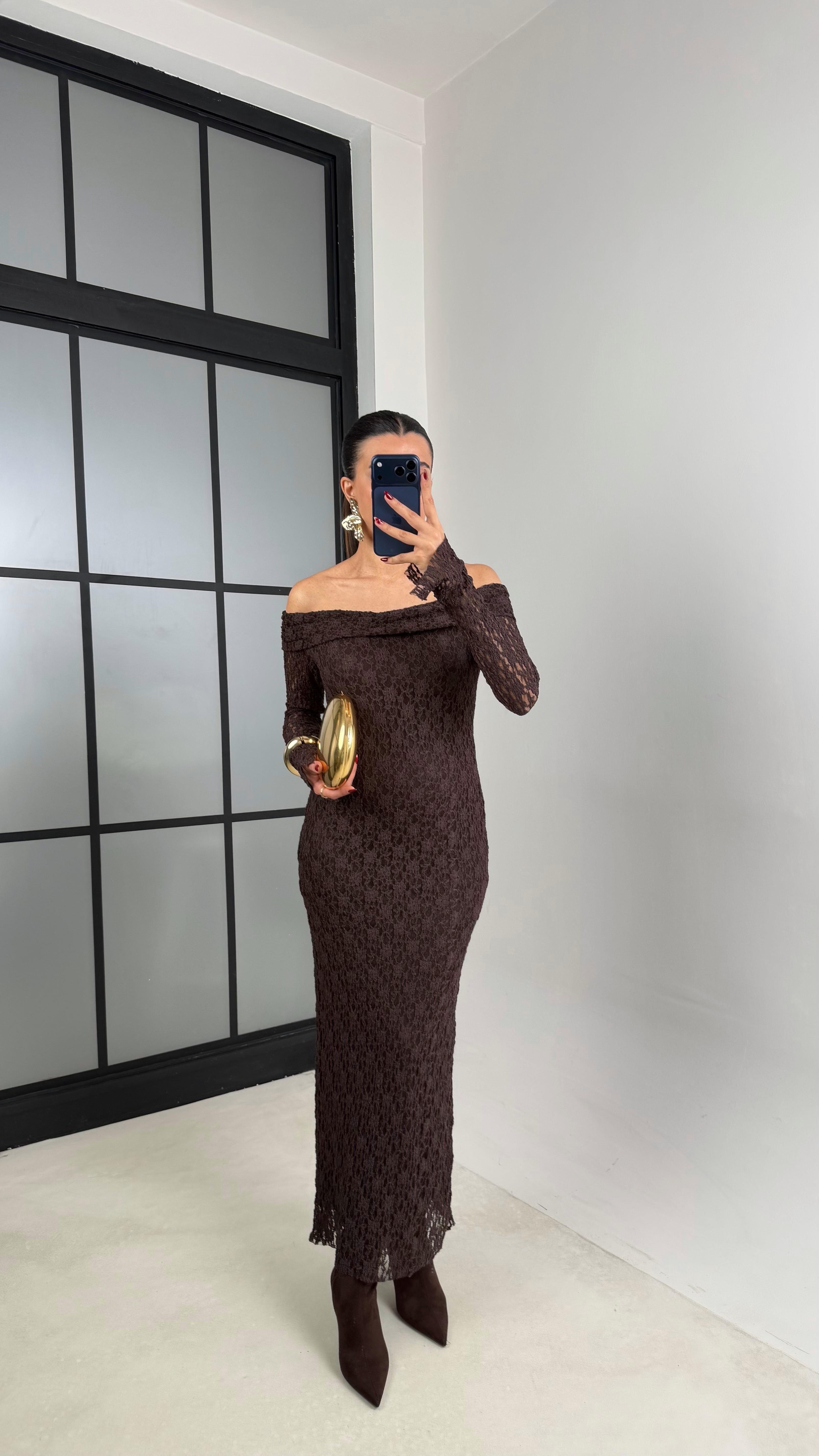 Acı Kahve Madonna Yaka Dantelli Astarlı Elbise GAUS-00664GAUSELBİSEGAUS-00664