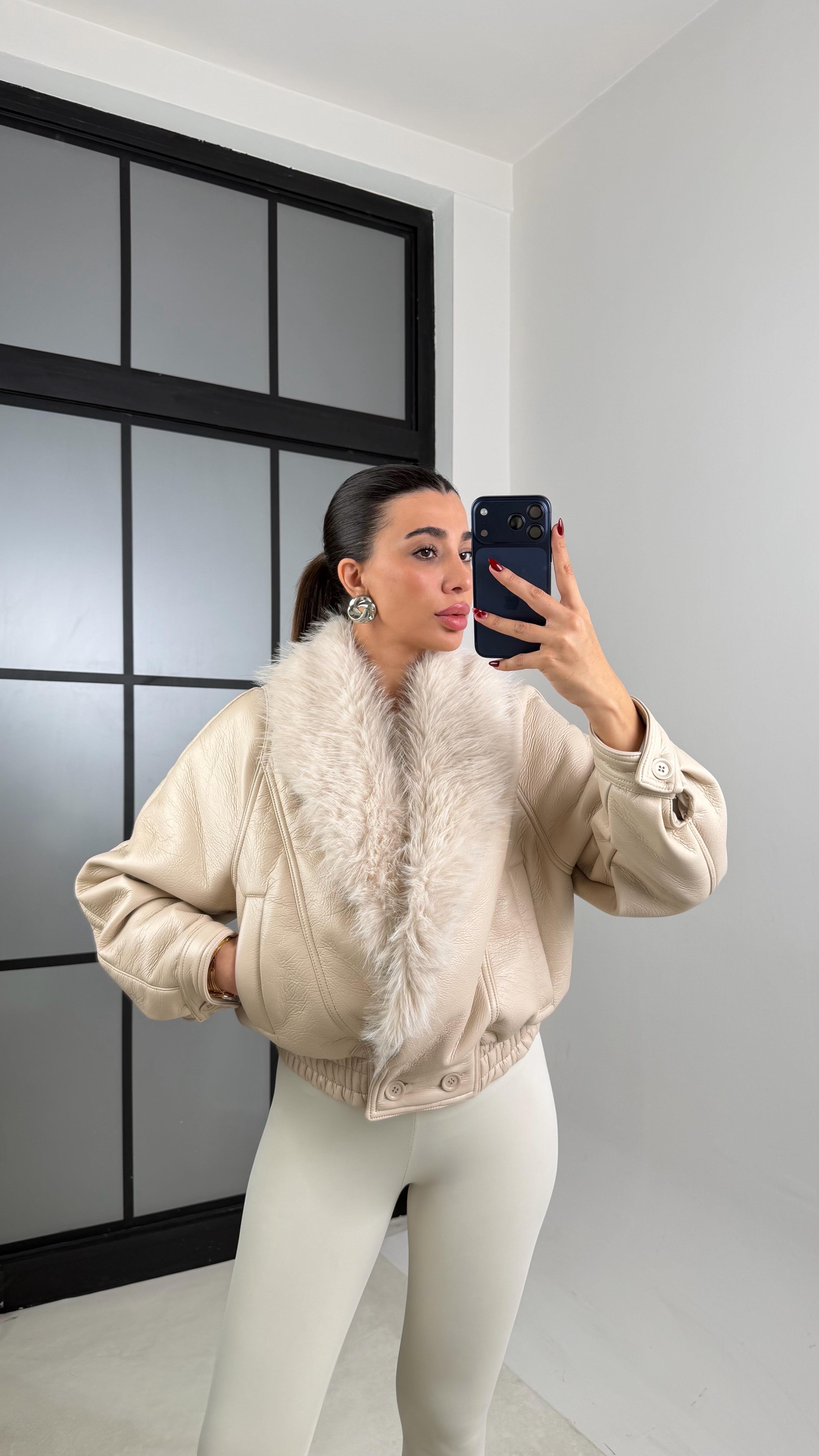 Bej Yaka Kürk Detaylı Astarlı Bomber Deri Ceket GAUS-00666GAUS السترات  GAUS-00666