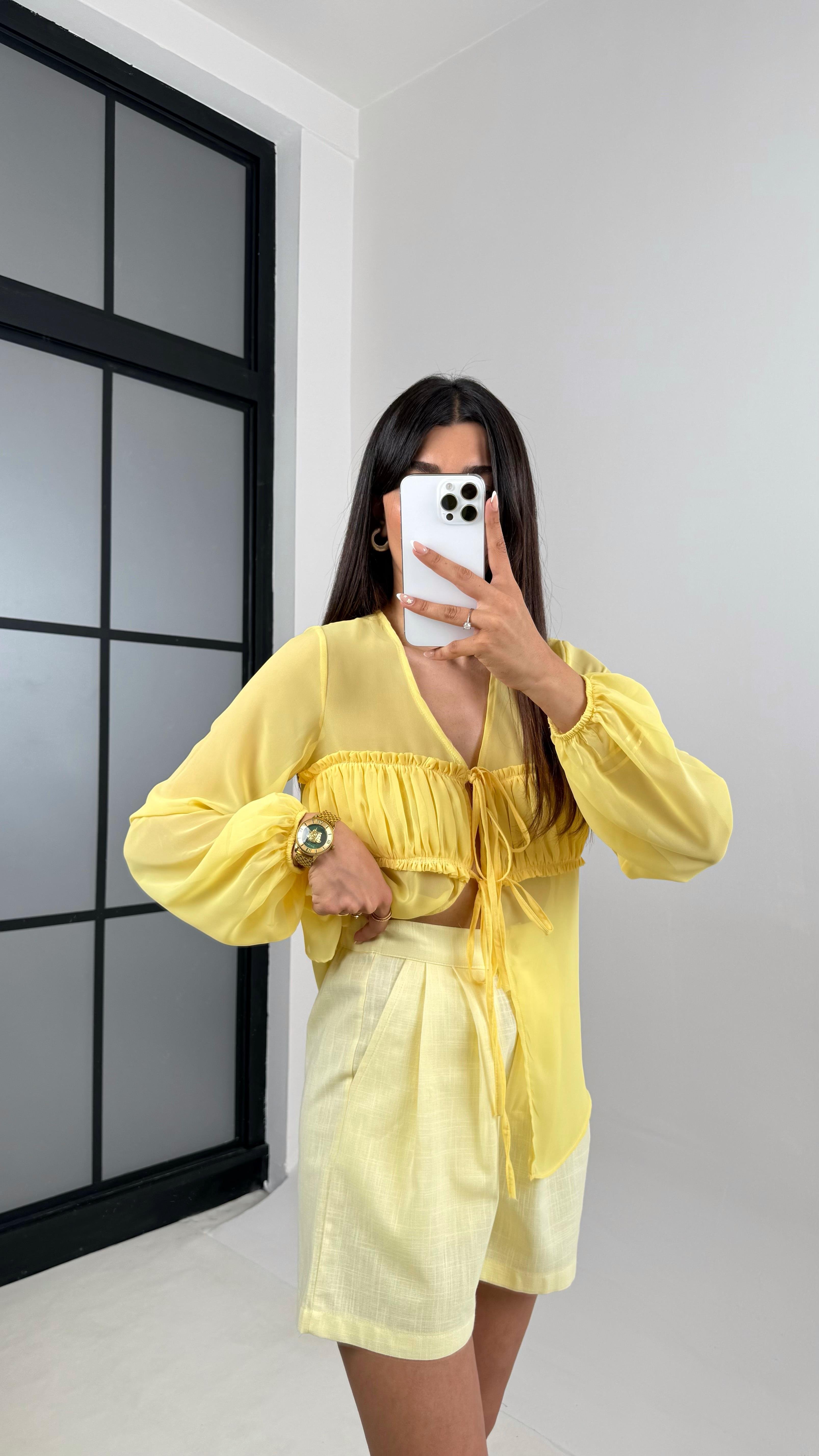 Sarı Önü Bağlamalı Transparan Gömlek Keten Şort Takım Gaus00615GausTAKIMGU1002437