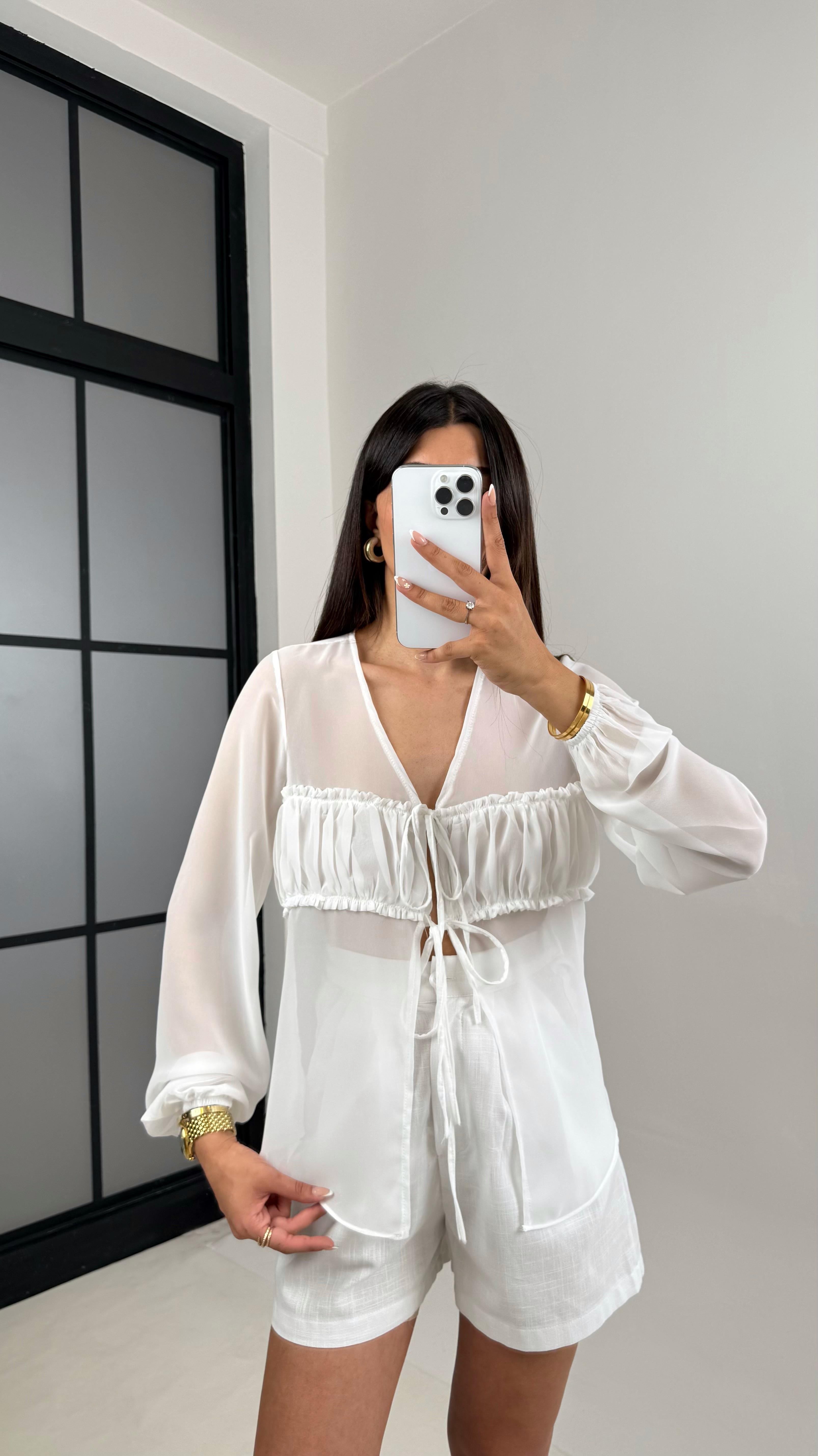 Beyaz Önü Bağlamalı Transparan Gömlek Keten Şort Takım Gaus00615GausTAKIMGU1002439