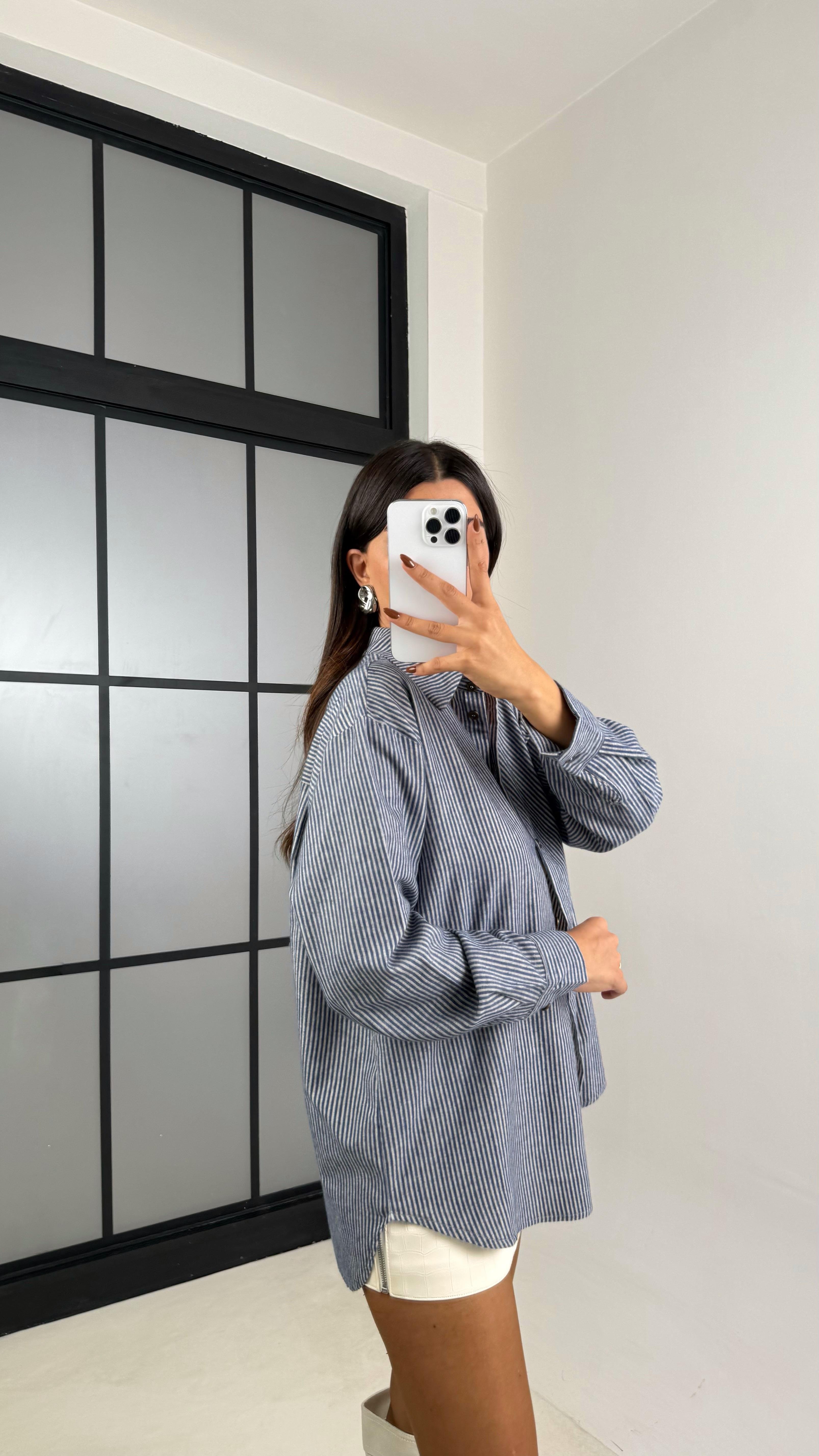 Mavi Çizgili Premium Gömlek GAUS-00143GAUS القمصان GAUS-00143