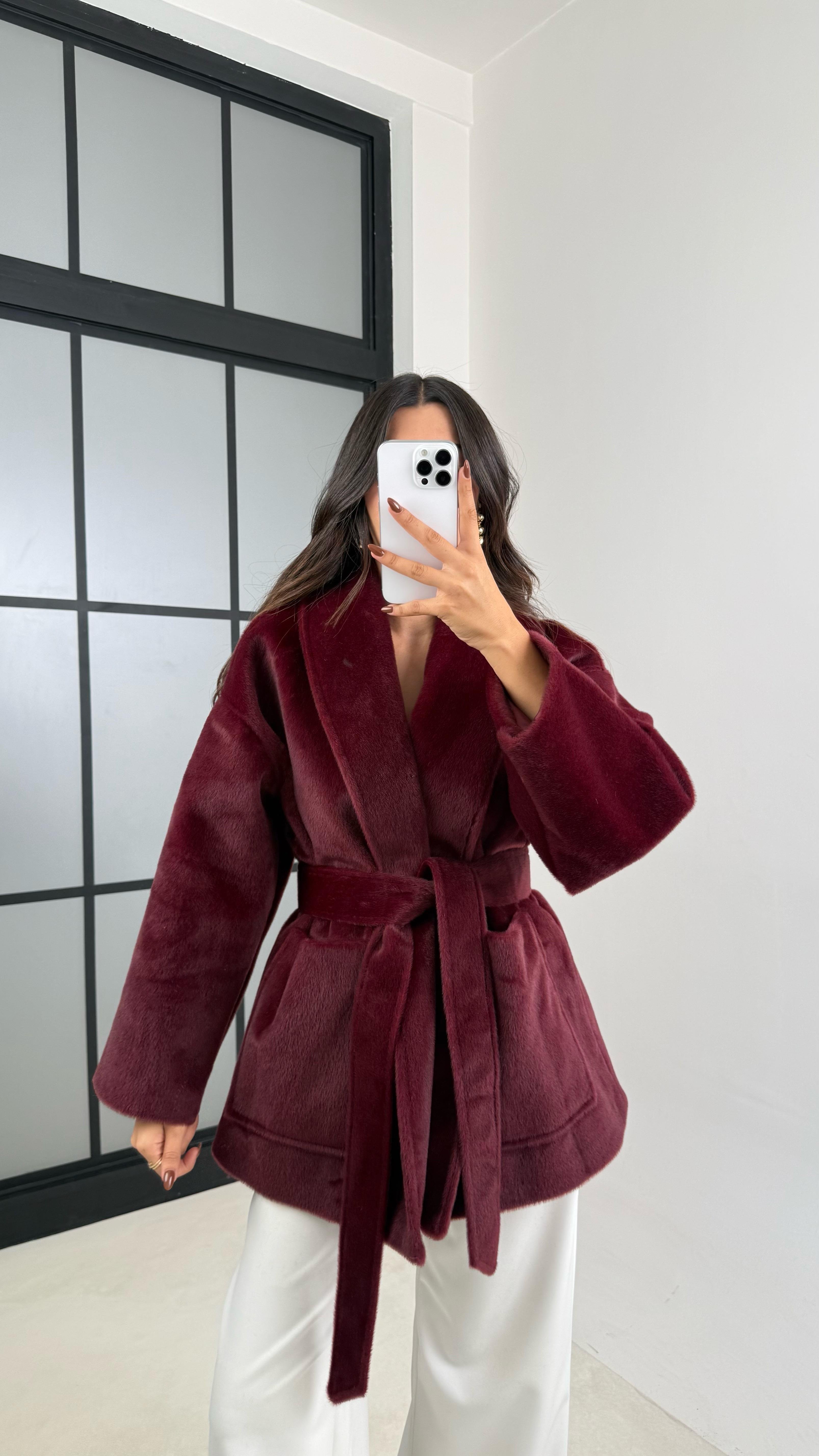 Bordo Kuşaklı Astarlı Peluş Kaban GAUS-00183GAUS السترات  GAUS-00183