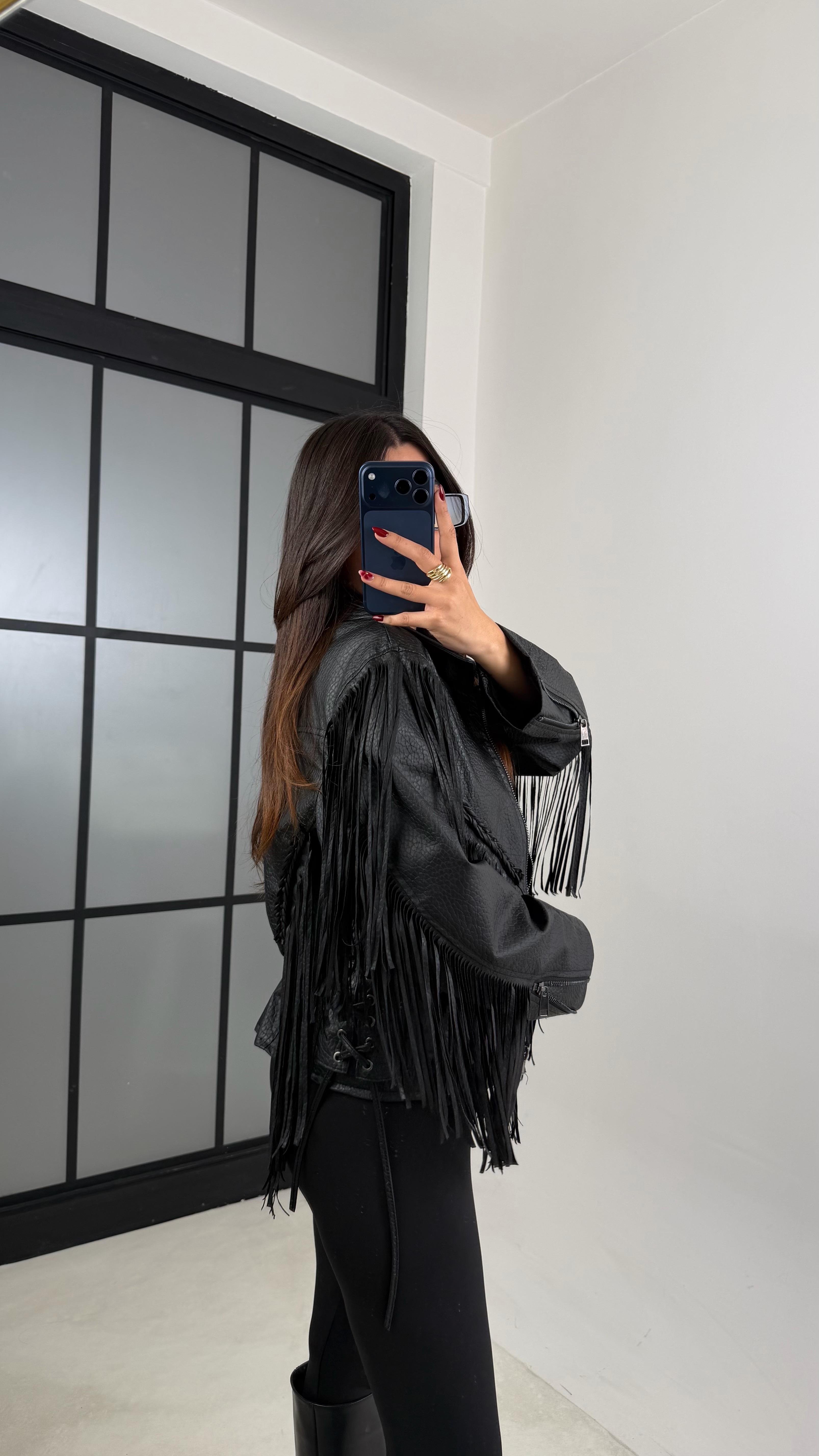 Siyah Yılan Derisi Desenli Astarlı Püsküllü Deri Ceket GAUS-00668GAUS السترات  GAUS-00668