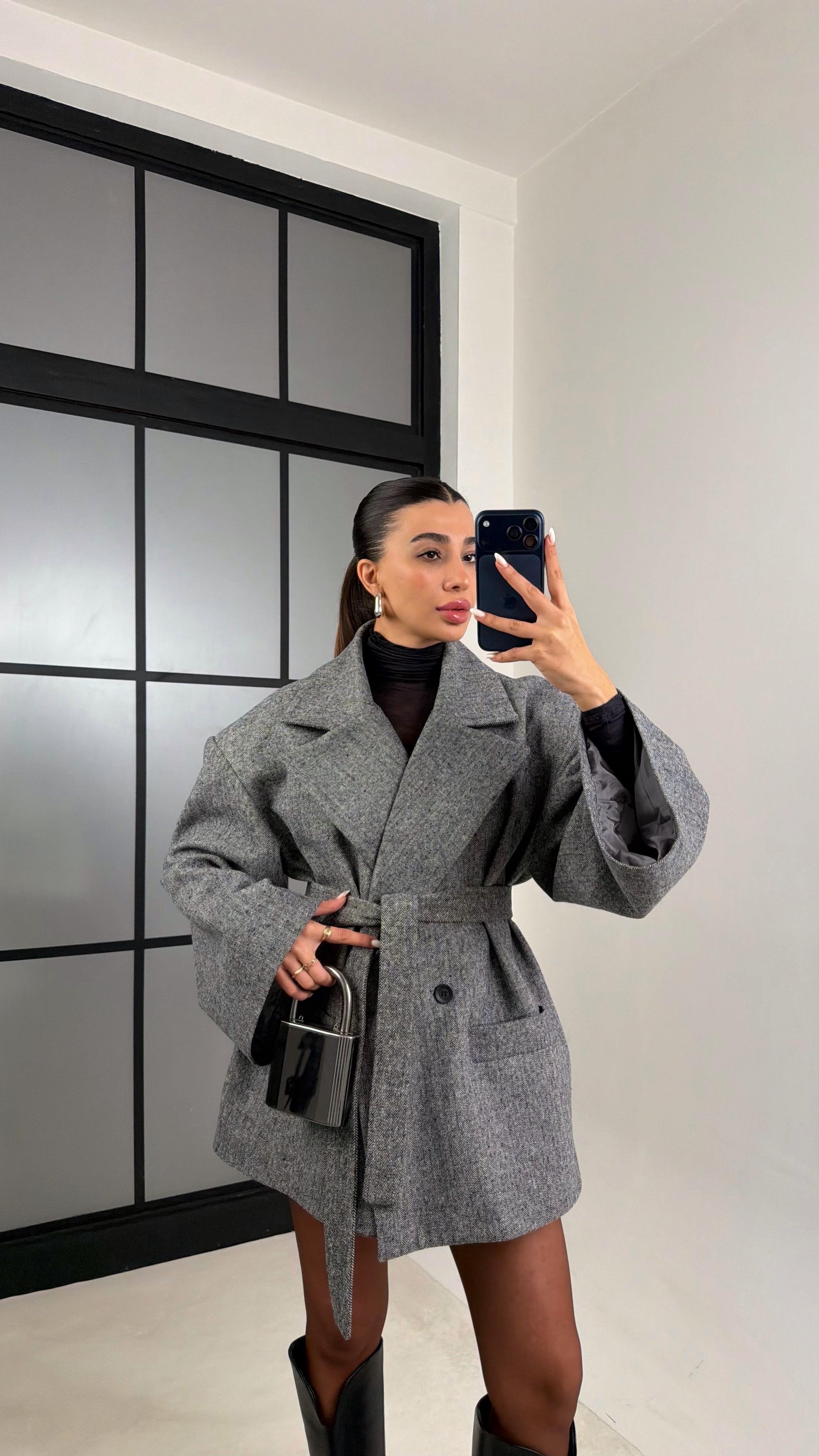 Antrasit Balıksırtı Astarlı Kuşaklı Premium Kaşe Ceket GAUS-00659GAUS السترات  GAUS-00659