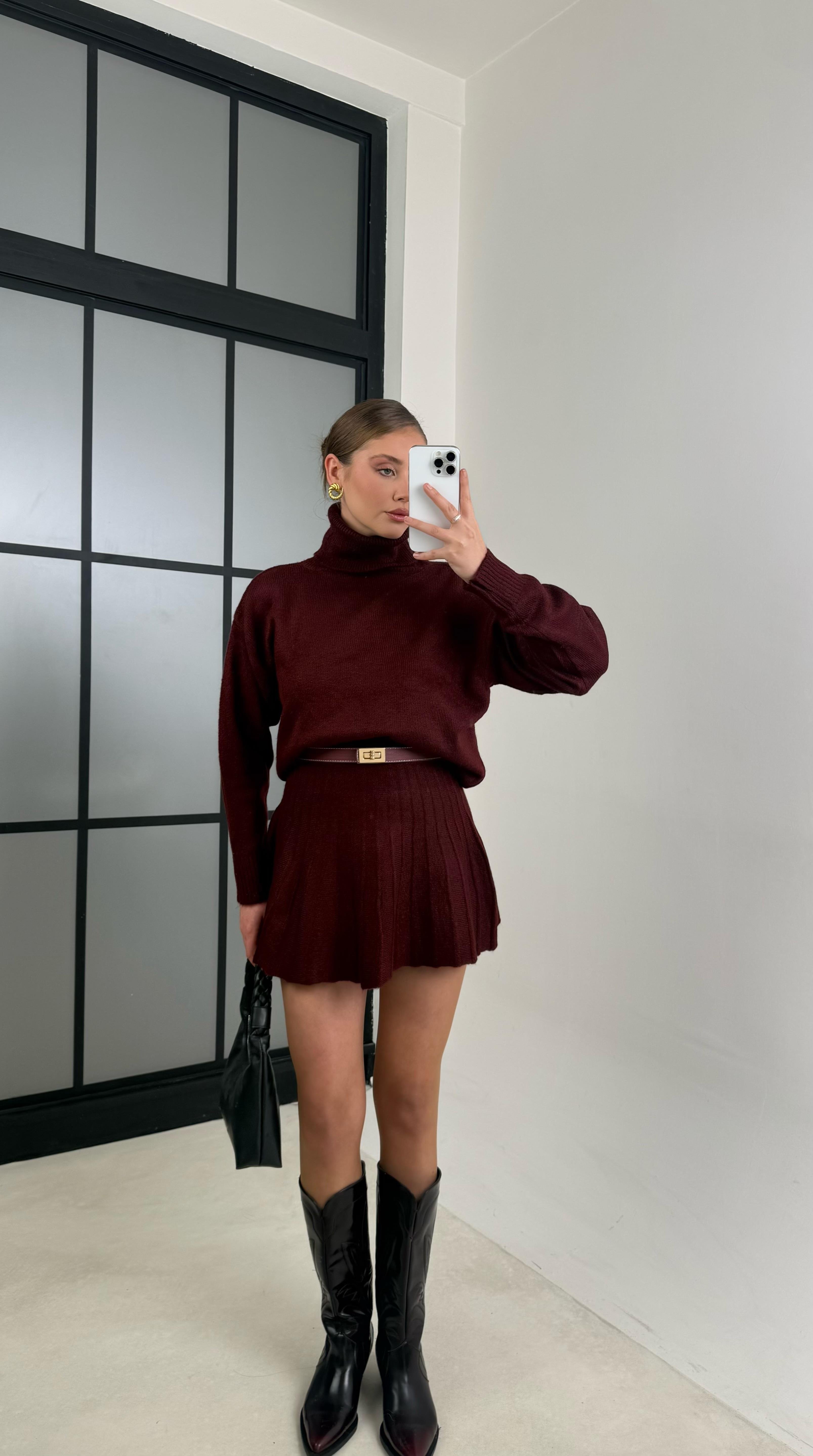 Bordo Balıkçı Yaka Kazak Pileli Etek İkili Triko Takım GAUS-00708GAUSTAKIMGAUS-00708