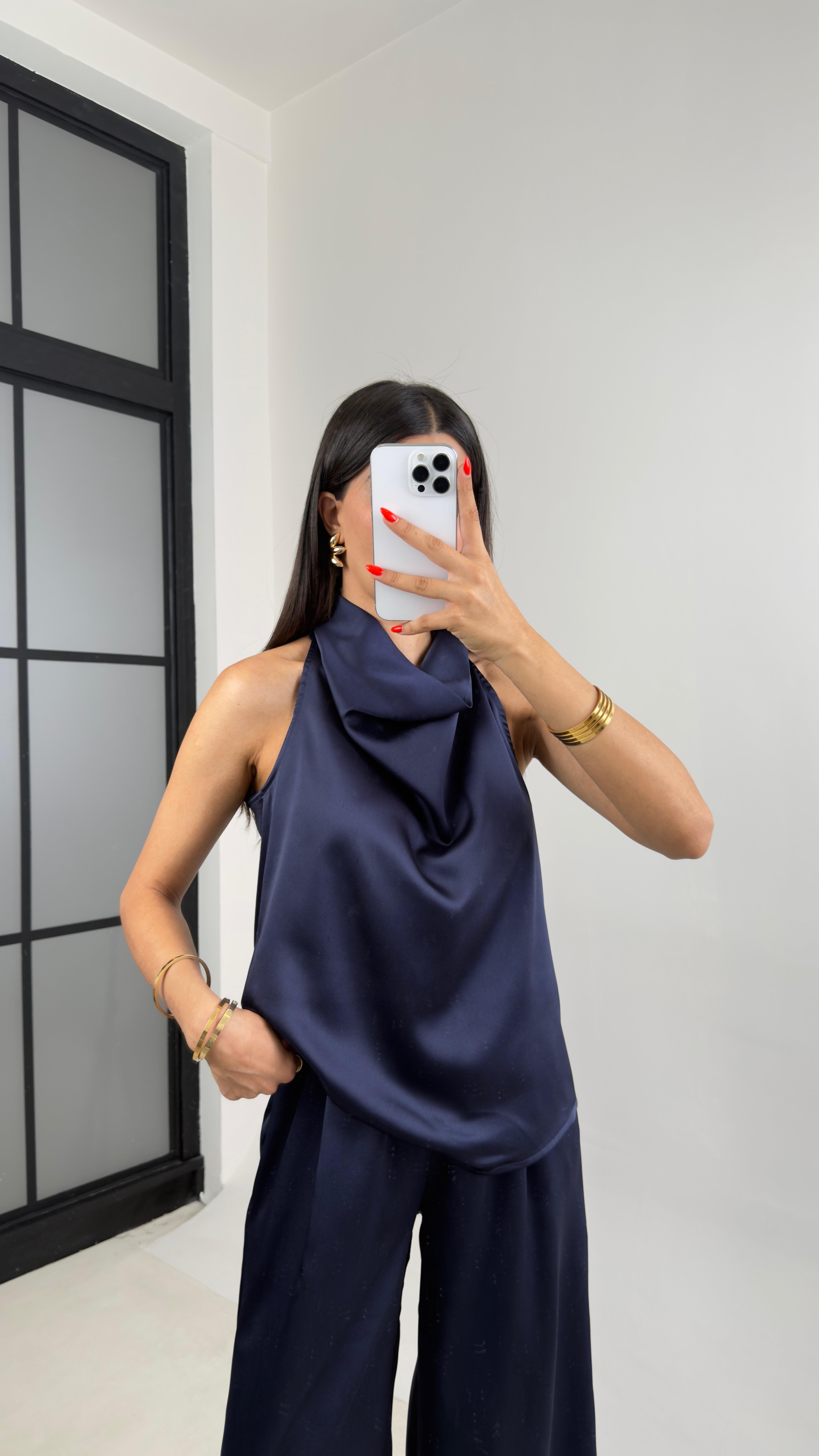 Lacivert Degaje Yaka Bluz Beli Lastikli Pantolon Saten Takım GAUS-0056GAUSTAKIMGAUS-0056