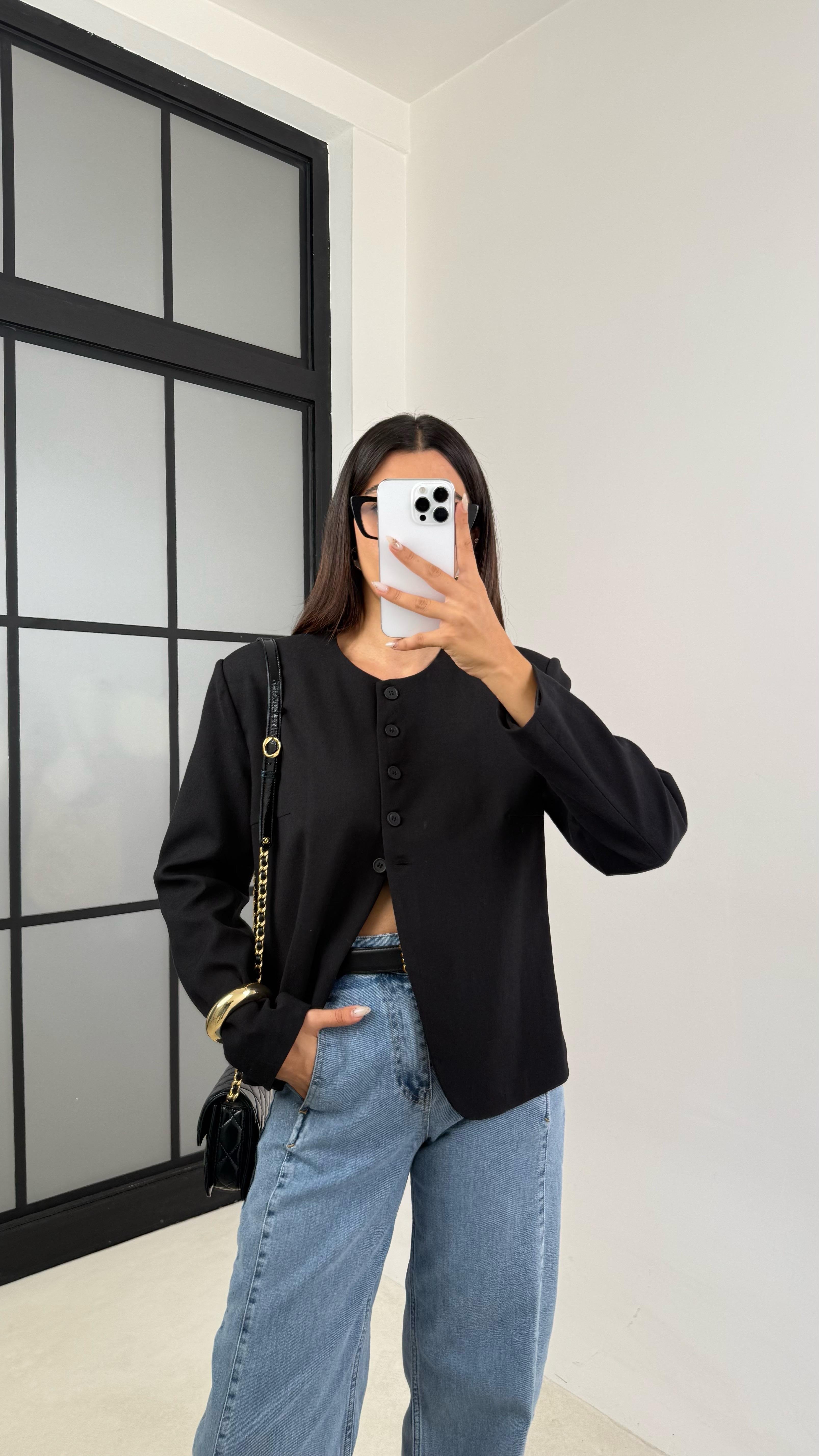 Siyah Astarlı Vatkalı Düğme Detaylı Ceket GAUS-0097GAUS السترات  GAUS-0097