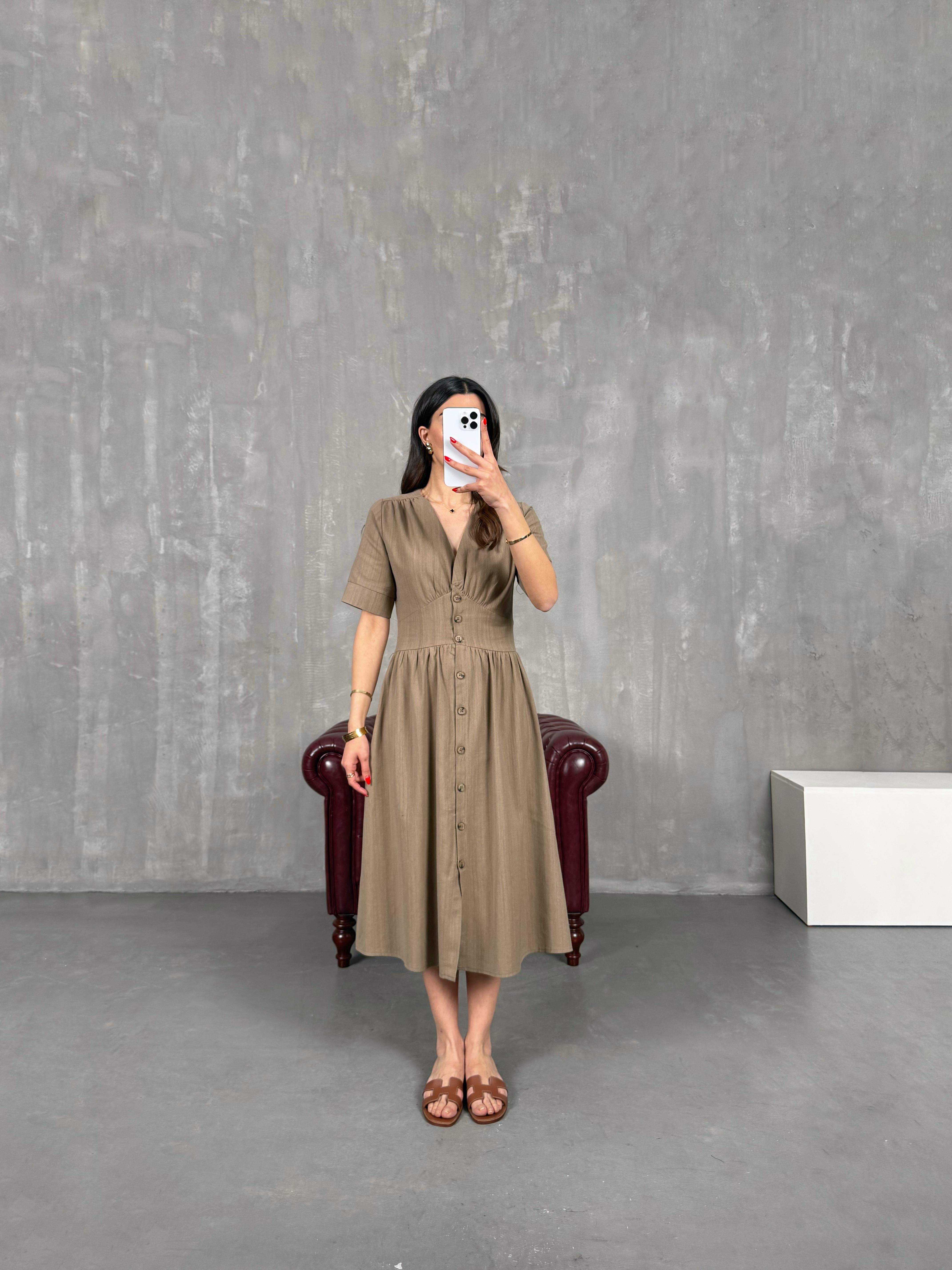 Kahve V Yaka Düğmeli Keten Elbise Gaus00169GausELBİSEGU1001391